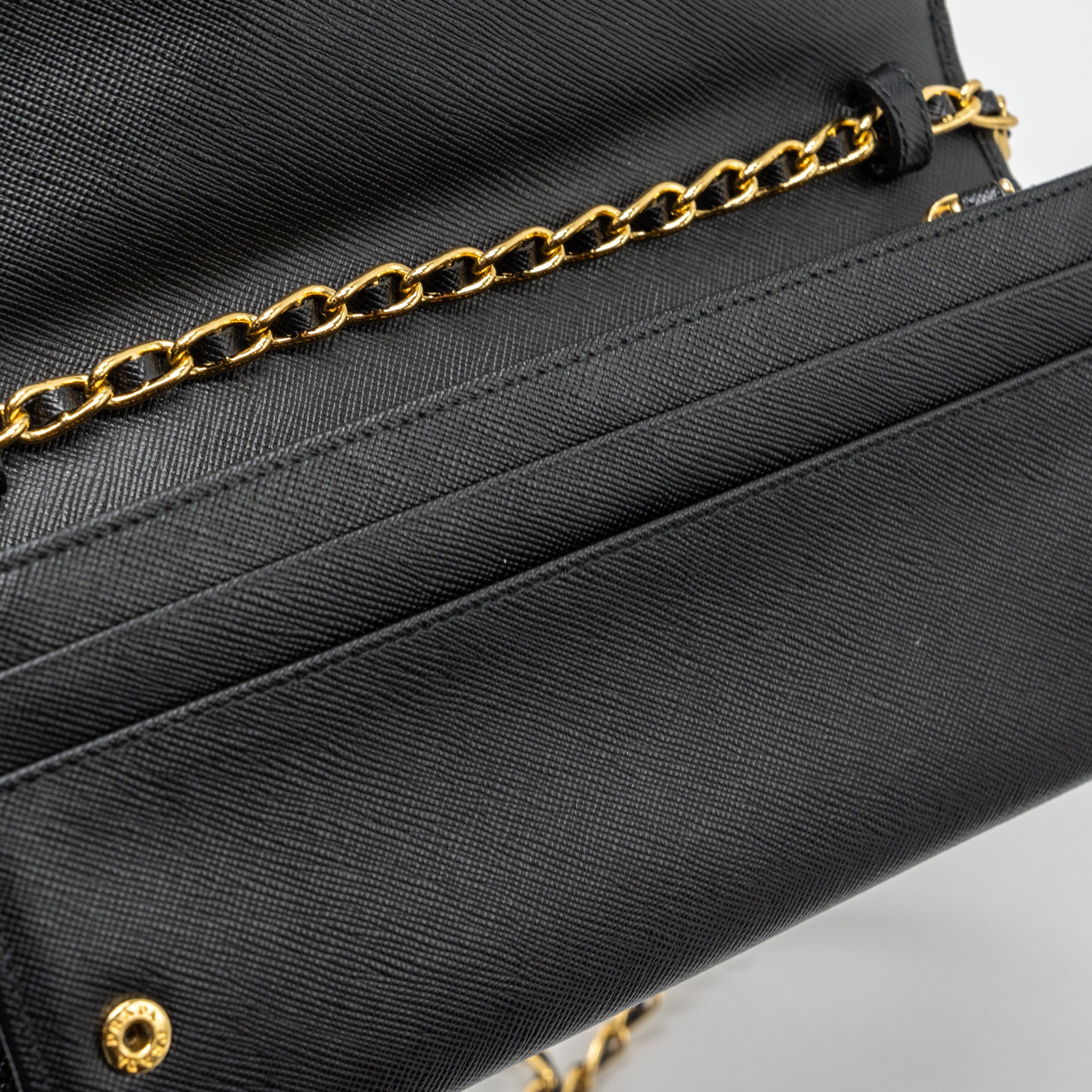 PRADA LONG WALLET WITH CHAIN SAFFIANO BLACK GHW