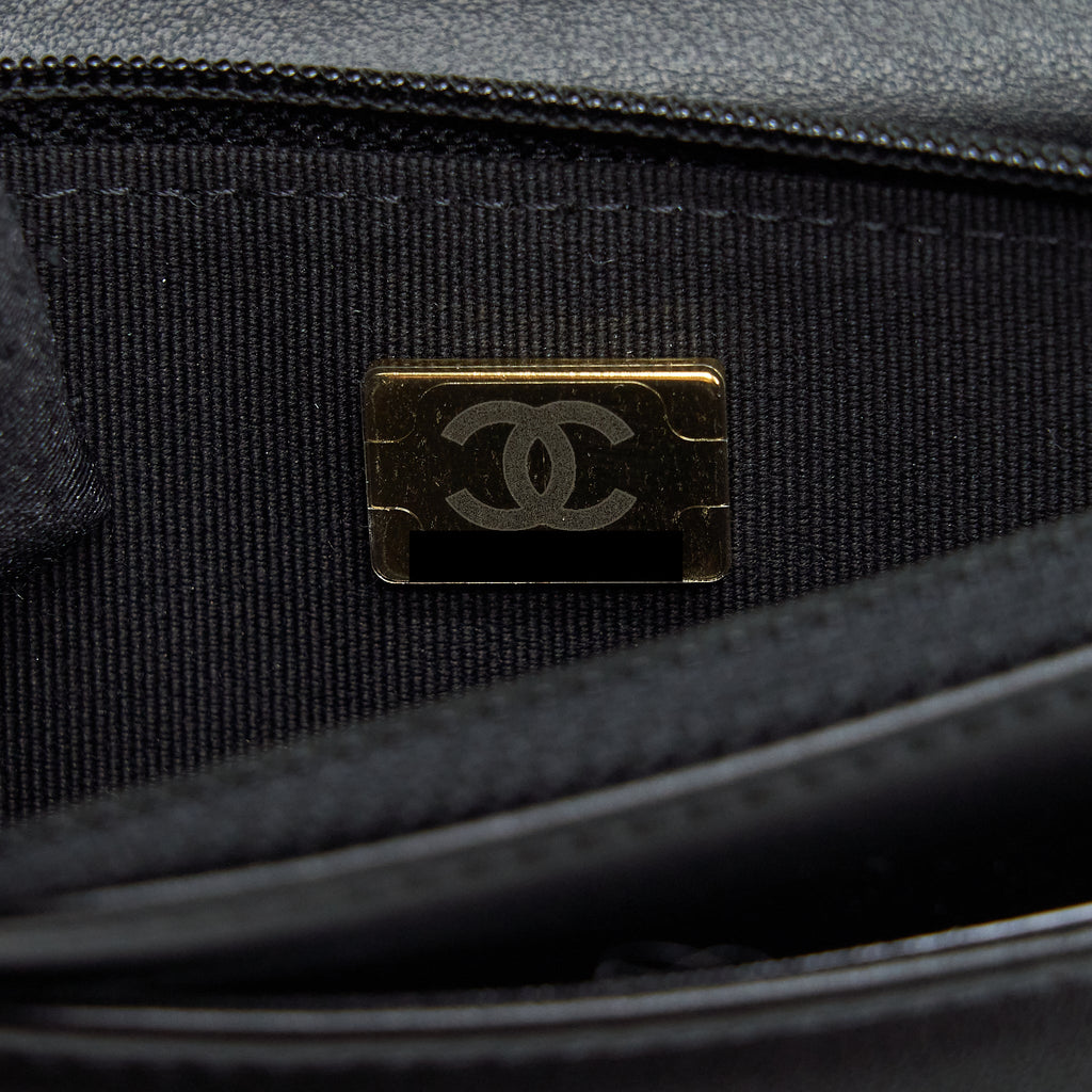 CHANEL BOY WALLET ON CHAIN CAVIAR BLACK RUTHENIUM SLIVER HARDWARE (MICROCHIP）