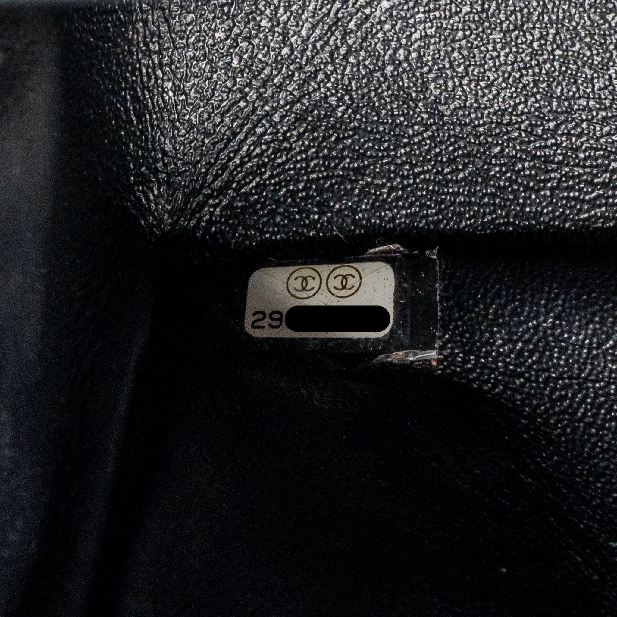 CHANEL MINI 2.55 REISSUE PATENT SO BLACK