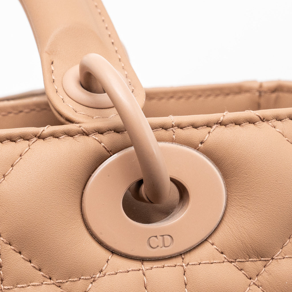 DIOR MEDIUM LADY DIOR CANNAGE CALFSKIN BLUSH ULTRAMATTE
