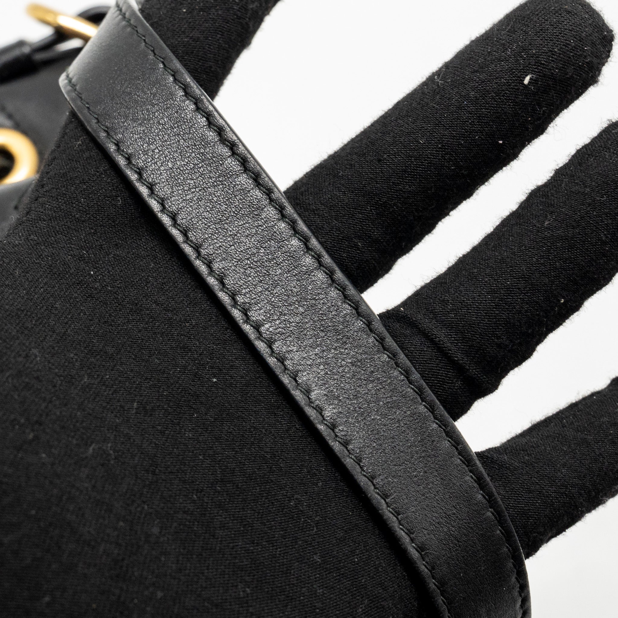 GUCCI GG MARMONT BUCKET BAG CALFSKIN BLACK GHW