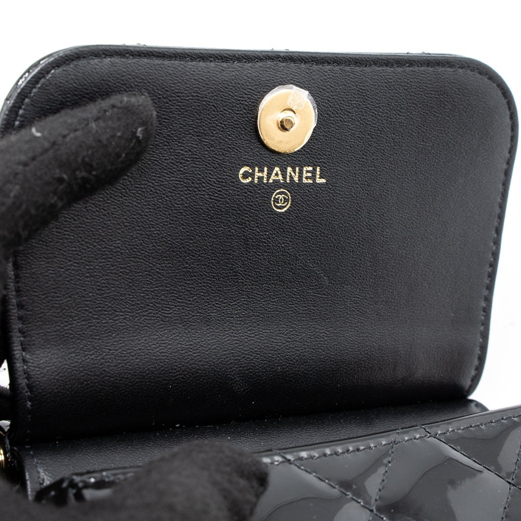 CHANEL 22K MINI CLUTCH WITH CHAIN PATENT BLACK GHW (MICROCHIP)