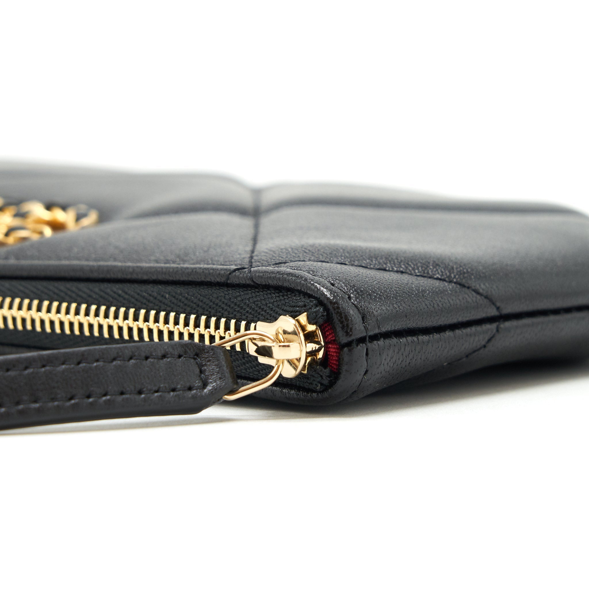 CHANEL 19 SMALL POUCH GOATSKIN BLACK GHW