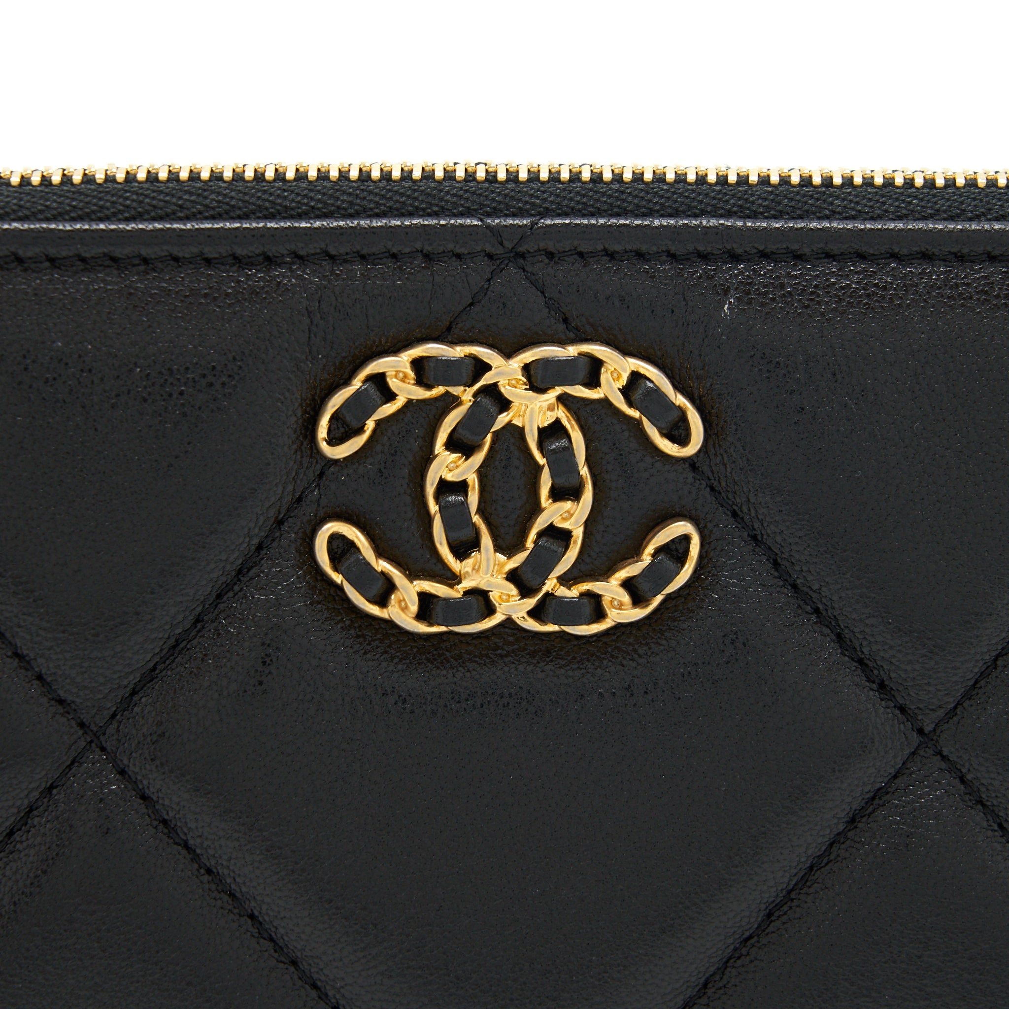 CHANEL 19 SMALL POUCH GOATSKIN BLACK GHW