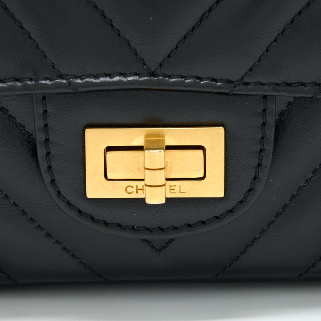 CHANEL 2.55 REISSUE MINI CHEVRON FLAP BAG AGED CALFSKIN  BLACK GHW