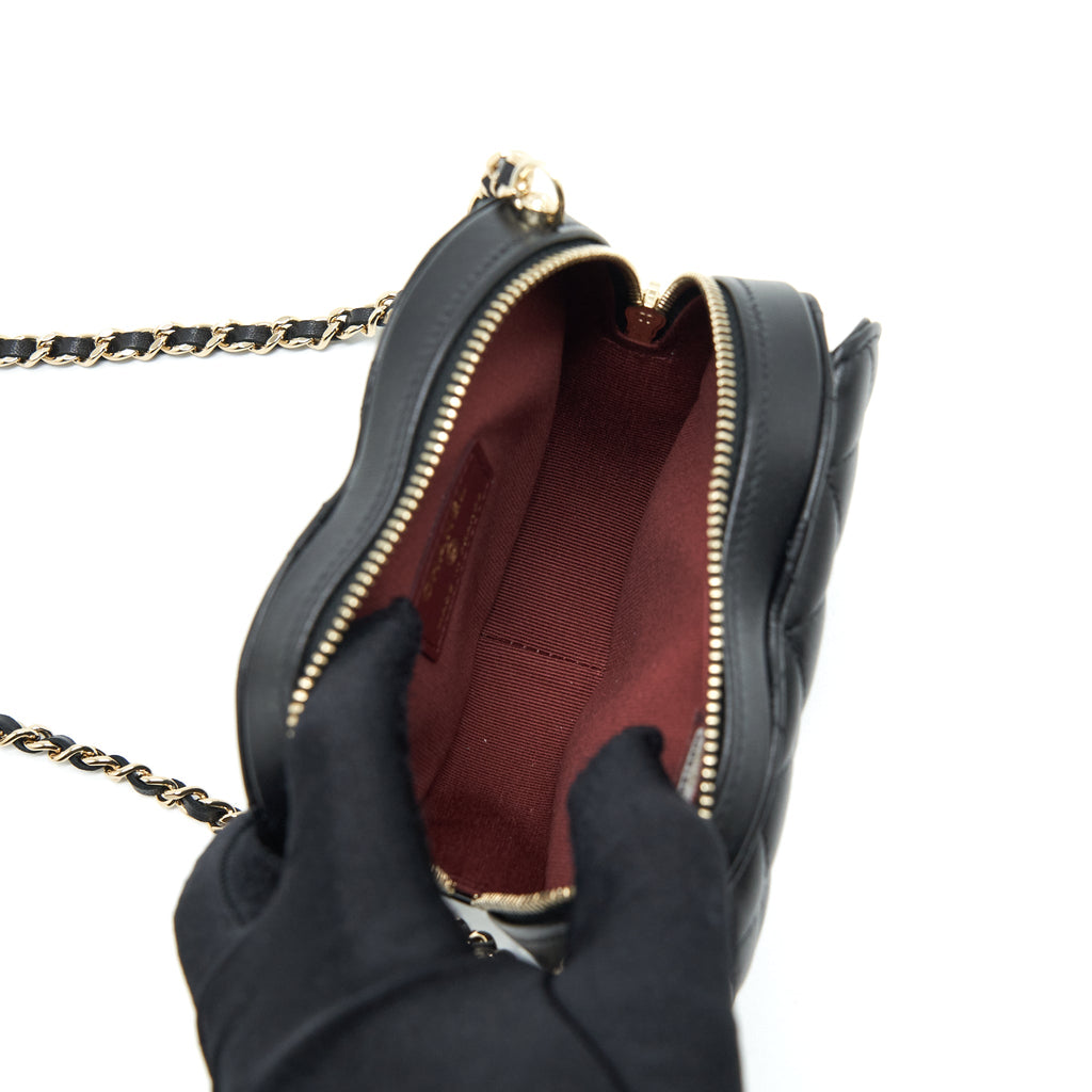 CHANEL 22S SMALL HEART BAG LAMBSKIN BLACK LGHW