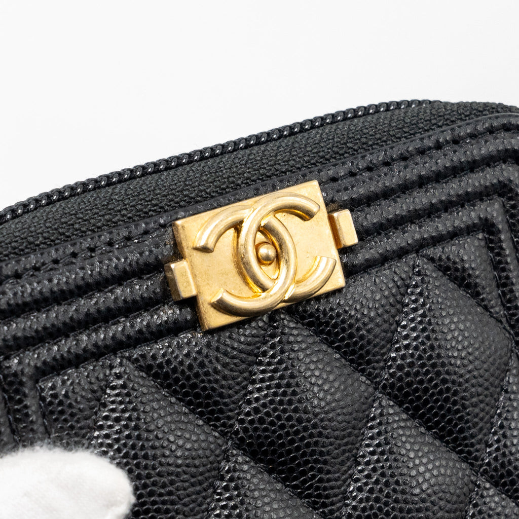 CHANEL BOY ZIP CARD HOLDER CAVIAR BLACK GHW