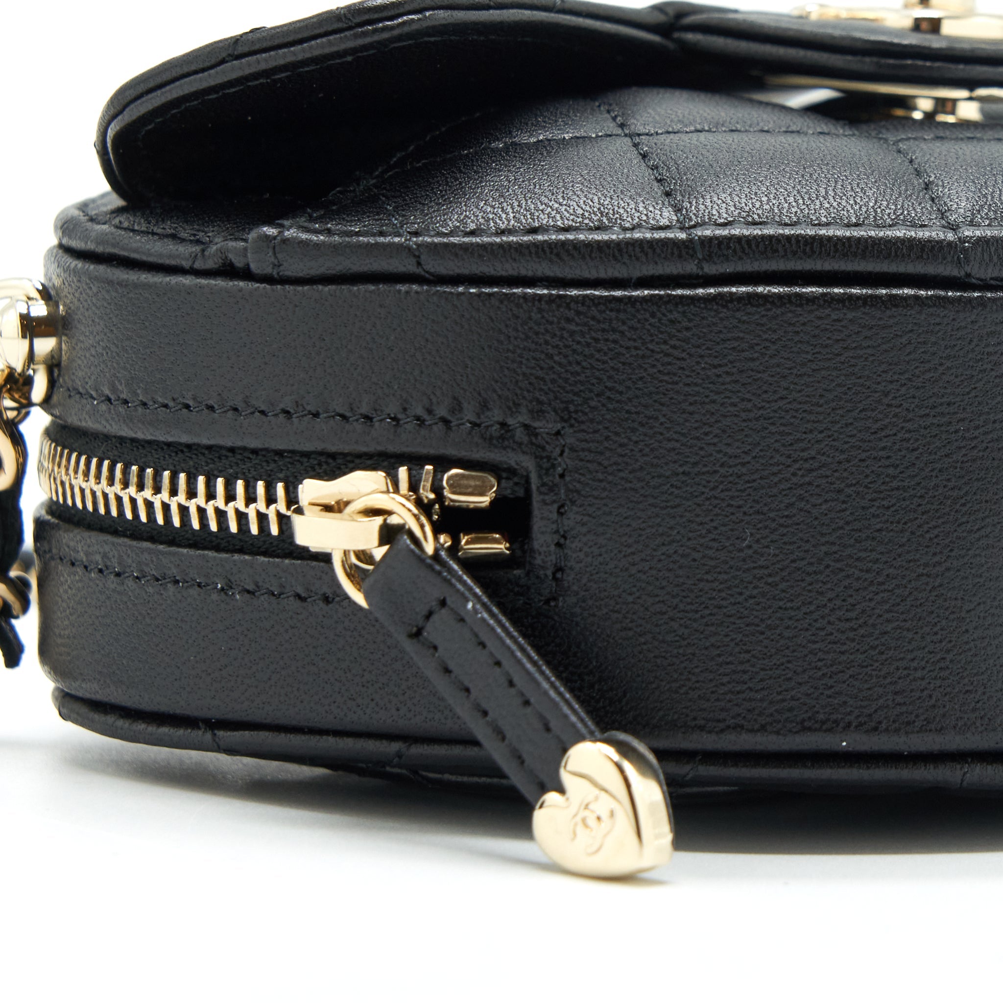 CHANEL 22S SMALL HEART BAG LAMBSKIN BLACK LGHW