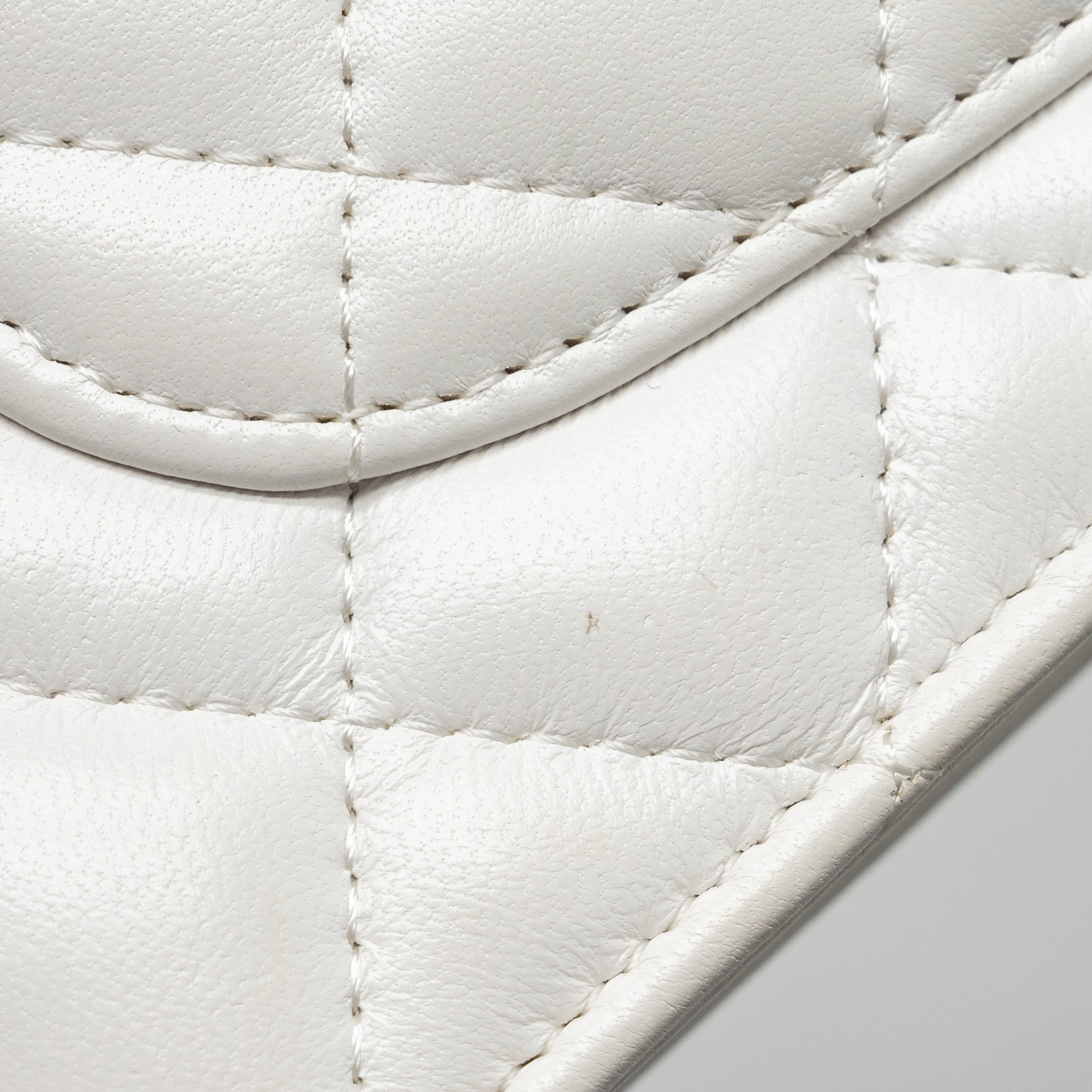 CHANEL GIANT CHAIN CLASSIC WALLET ON CHAIN LAMBSKIN WHITE MULTICOLOUR HARDWARE (MICROCHIP)