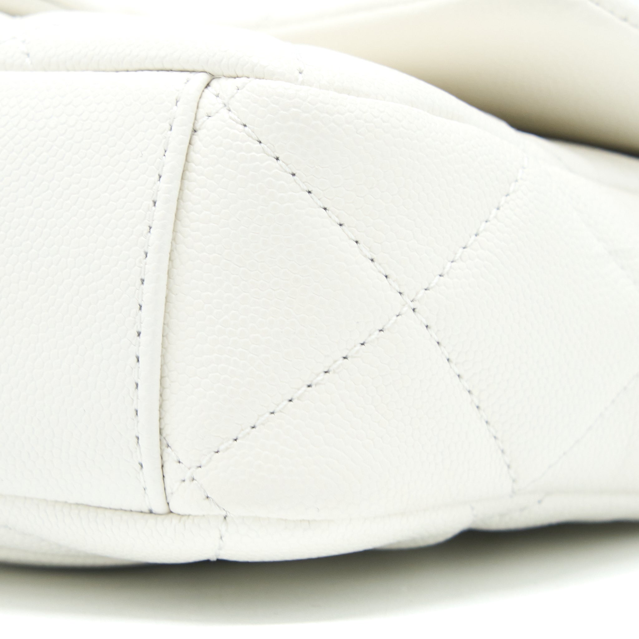 CHANEL 22A SMALL FLAP BAG CAVIAR WHITE BRUSHED GHW (MICROCHIP)