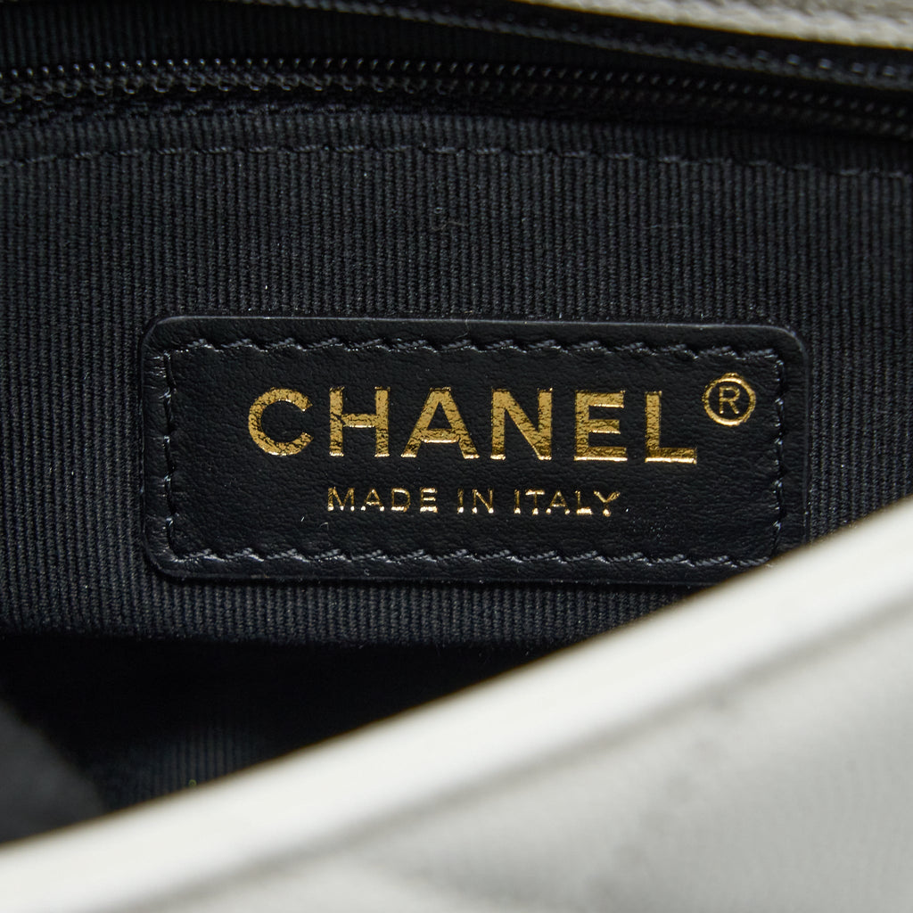 CHANEL 22A SMALL FLAP BAG CAVIAR WHITE BRUSHED GHW (MICROCHIP)