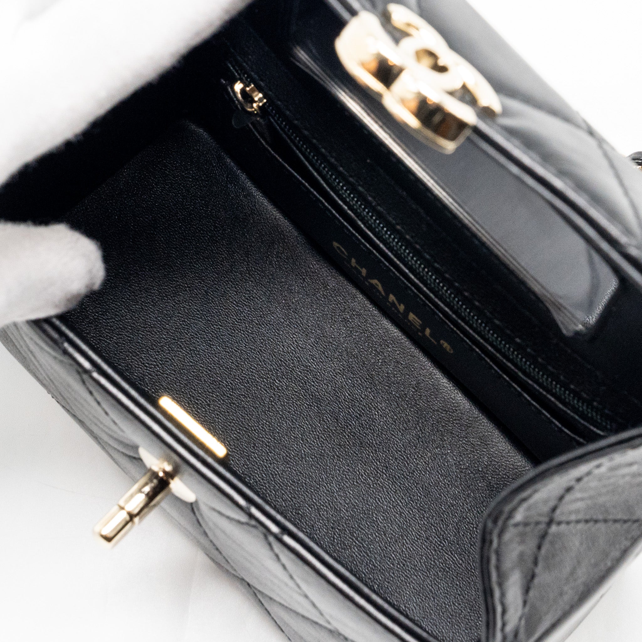 CHANEL 23K TOP HANDLE VANITY BAG SHINY CALFSKIN BLACK GHW (MICROCHIP)