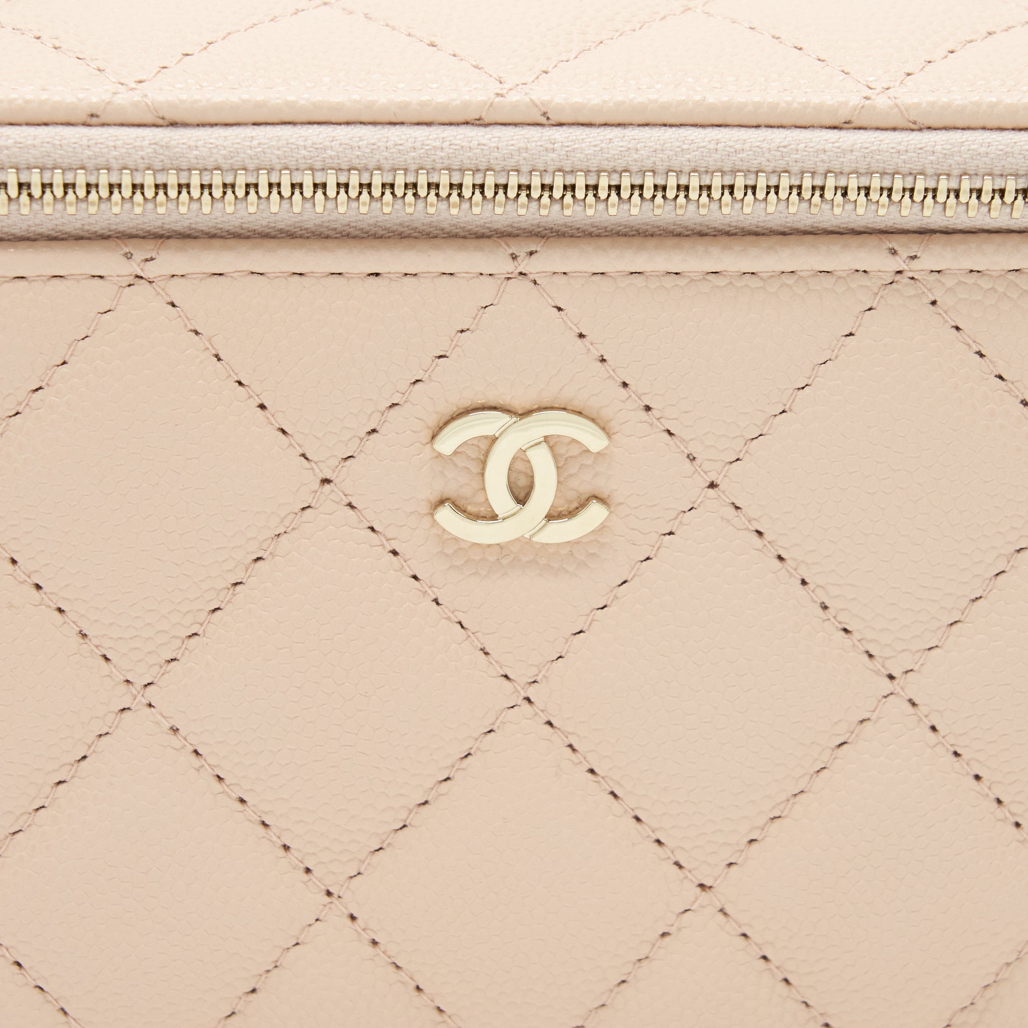 CHANEL LONG VANITY WITH CHAIN CAVIAR BEIGE LGHW
