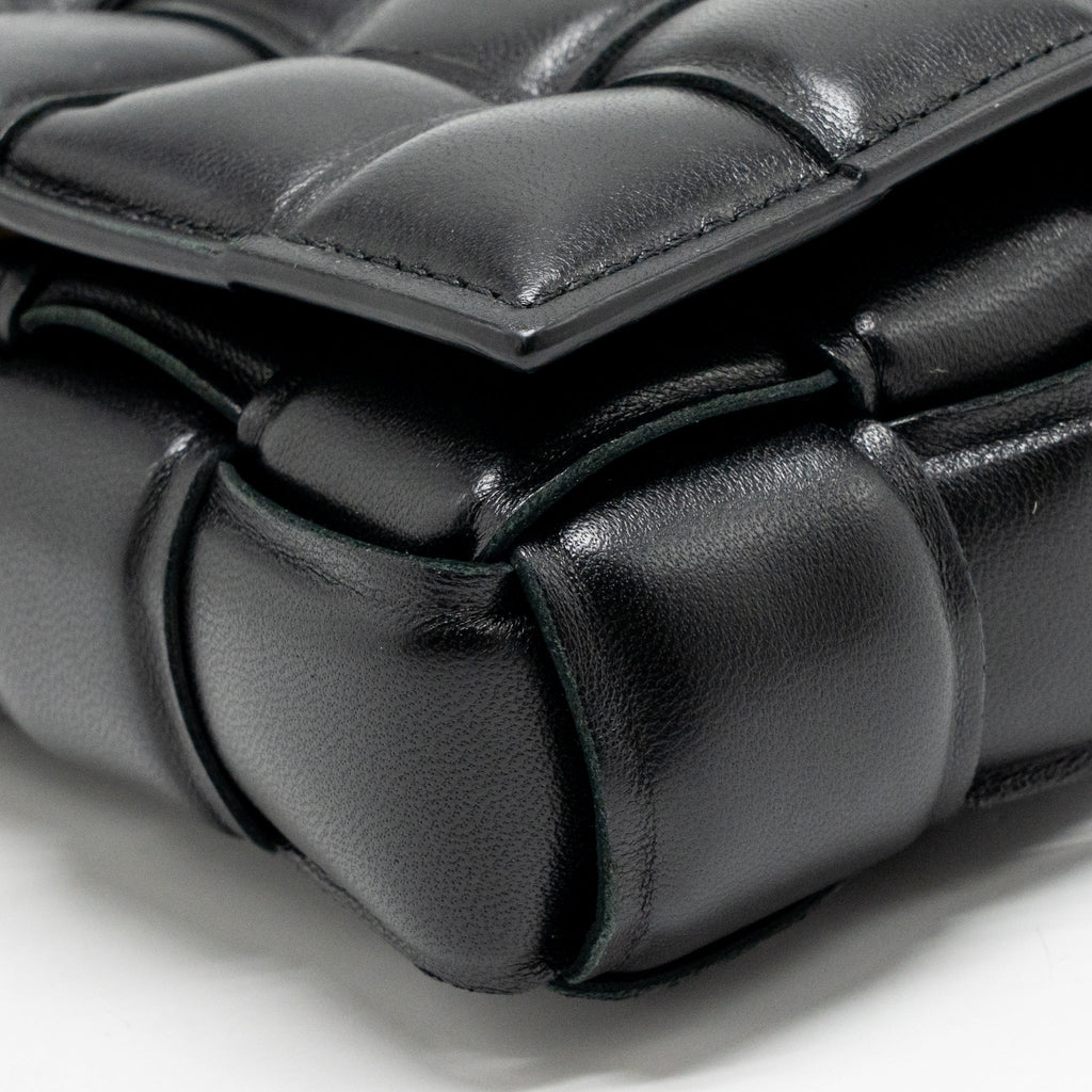 BOTTEGA VENETA SMALL PADDED CASSETTE BAG LAMBSKIN BLACK GHW