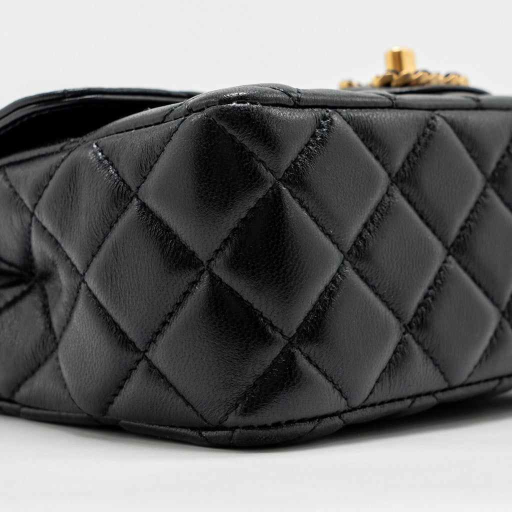 CHANEL 24C DETAIL TOP HANDLE FLAP BAG LAMBSKIN BLACK GHW (MICROCHIP)