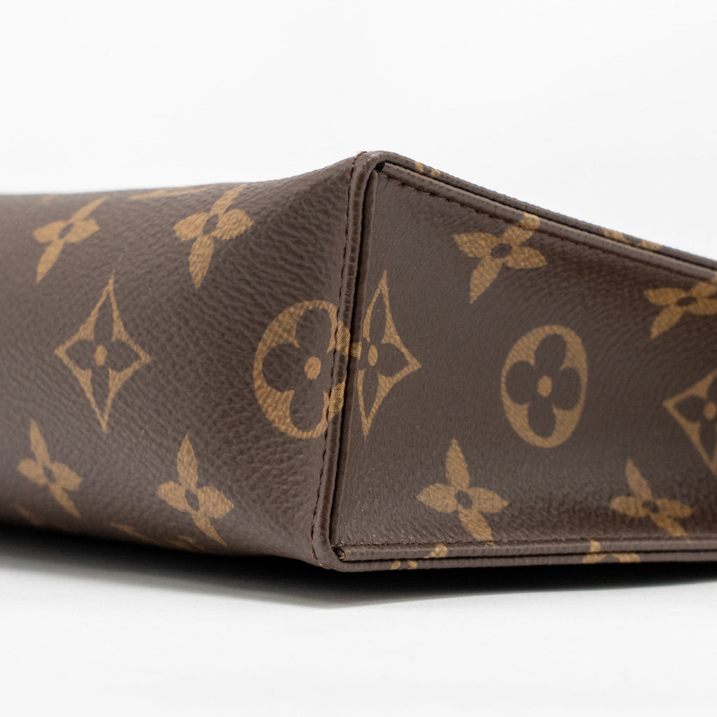 LOUIS VUITTON TOILETRY POCHETTE 26 MONOGRAM CANVAS GHW