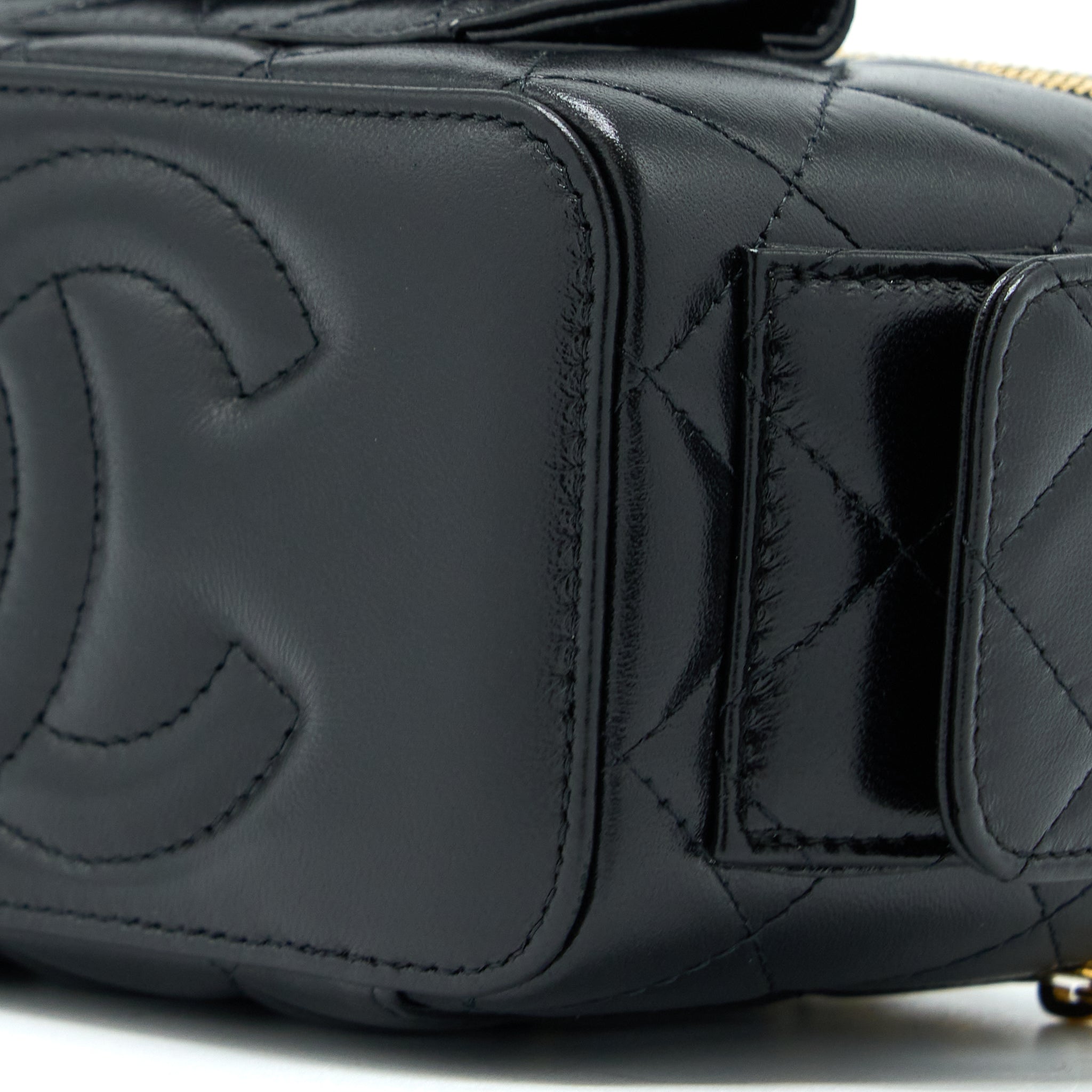 CHANEL 22K TOP HANDLE POCKET LONG VANITY WITH CHAIN BLACK GHW