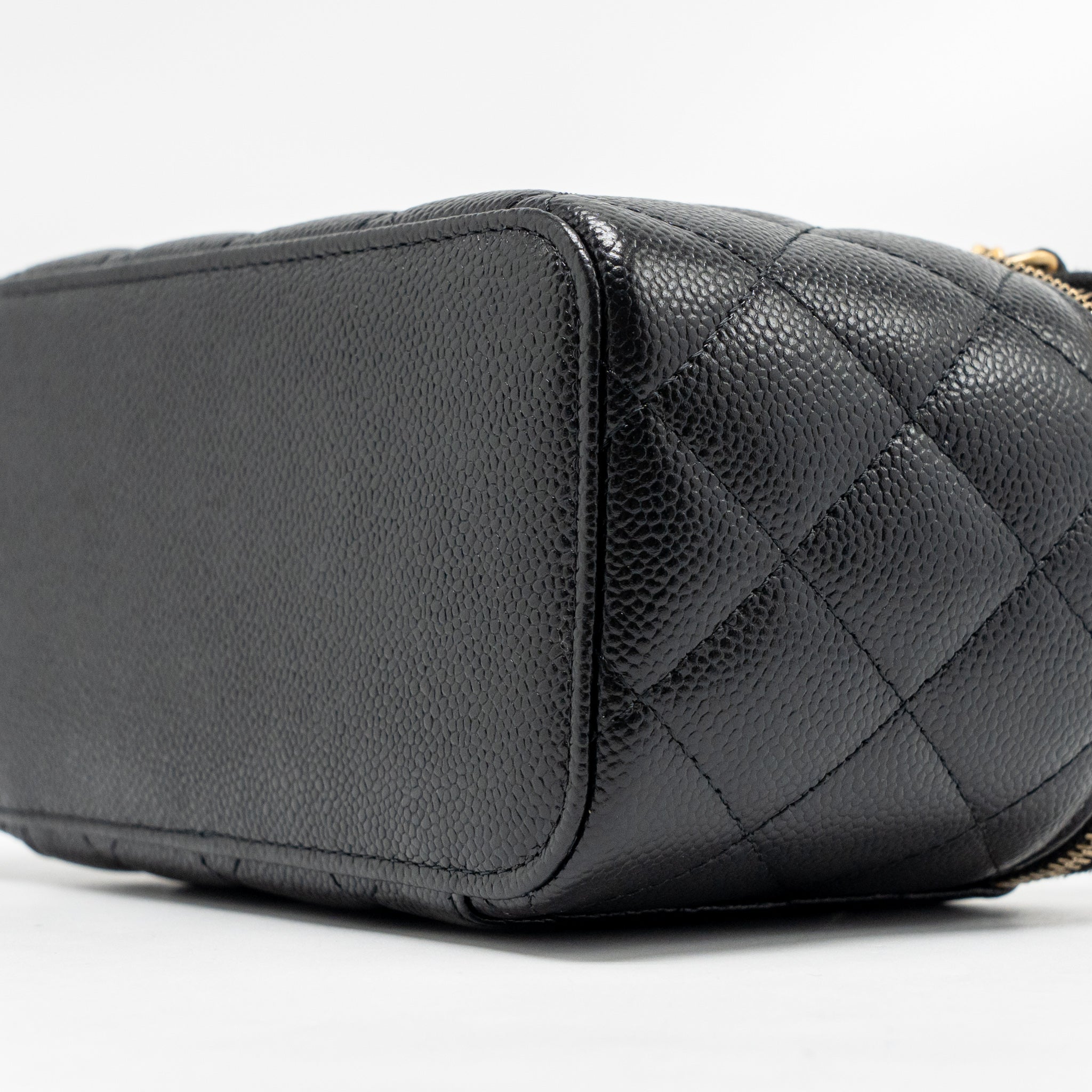 CHANEL LETTER TOP HANDLE LONG VANITY WITH CHAIN CAVIAR BLACK GHW