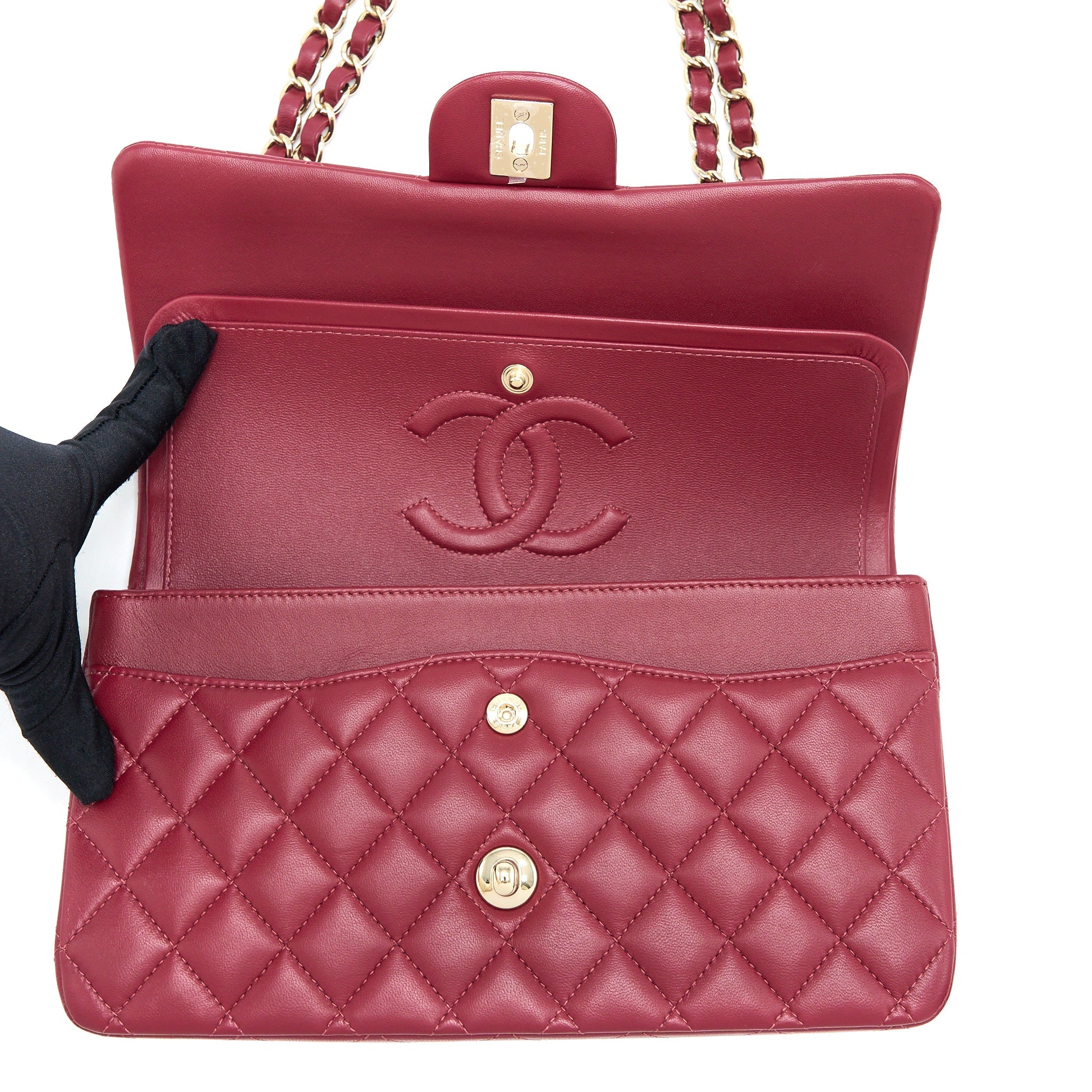 CHANEL MEDIUM CLASSIC FLAP BAG LAMBSKIN DARK RED LGHW (MICROCHIP)