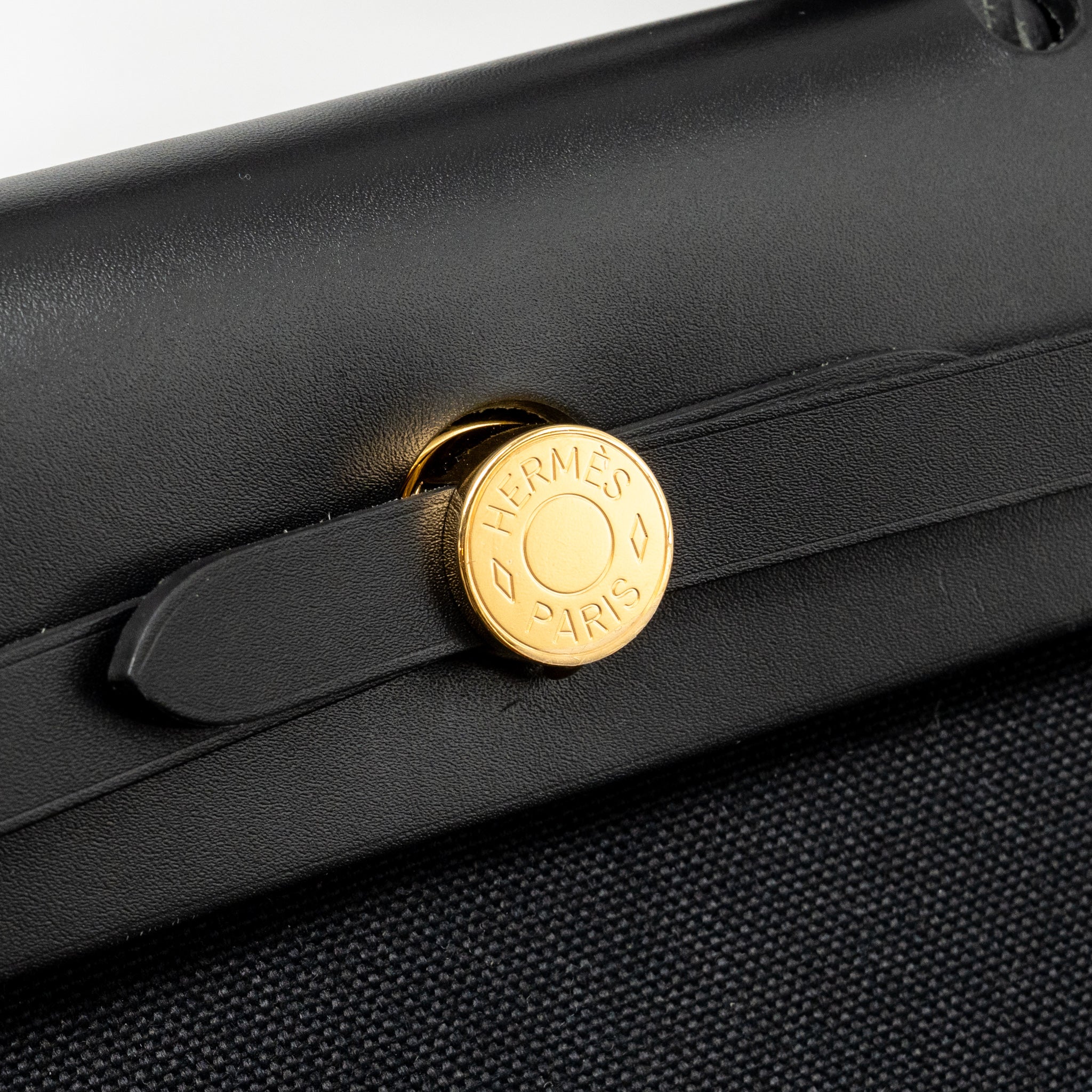 HERMES HERBAG 31 ZIP BAG CANVAS/ HUNTER LEATHER BLACK GHW
