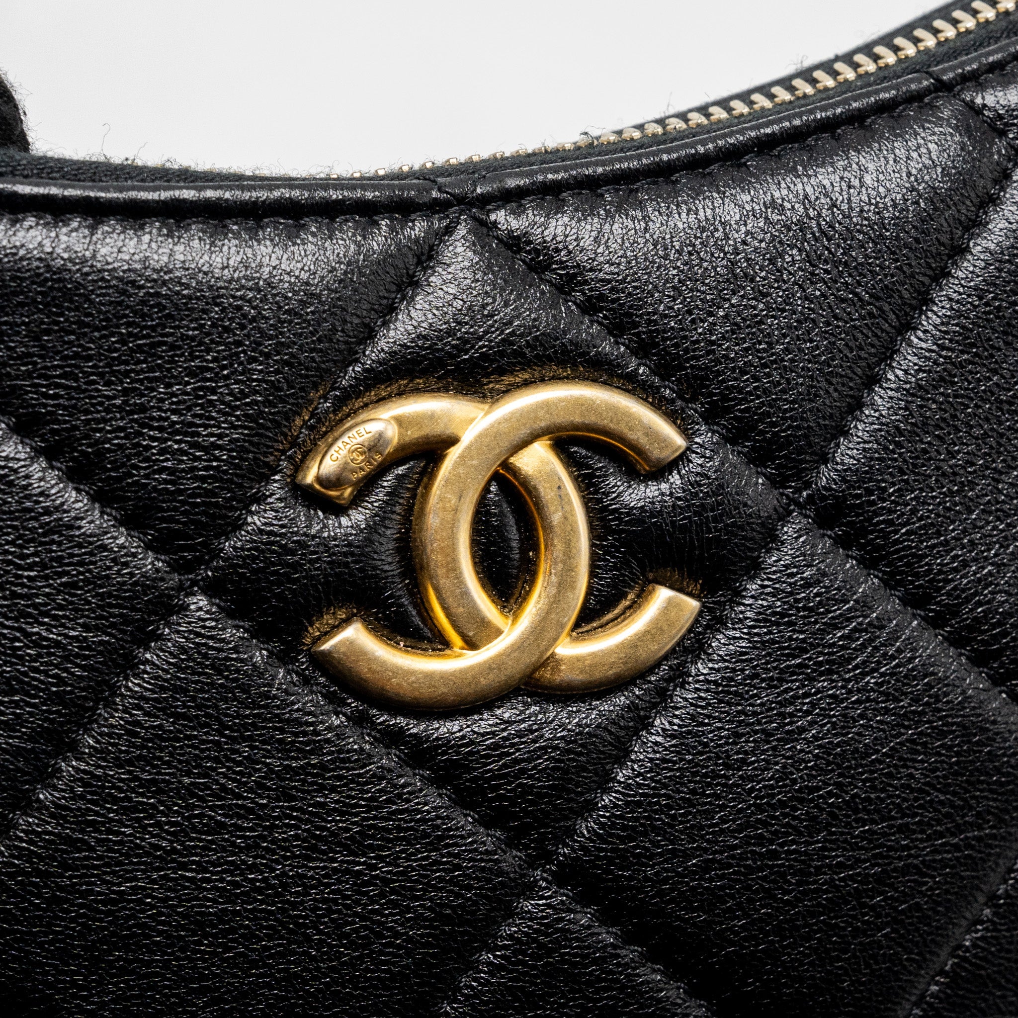CHANEL 23K HOBO BAG WITH ADJUSTABLE CHAIN LAMBKIN BLACK GHW (MICROCHIP)