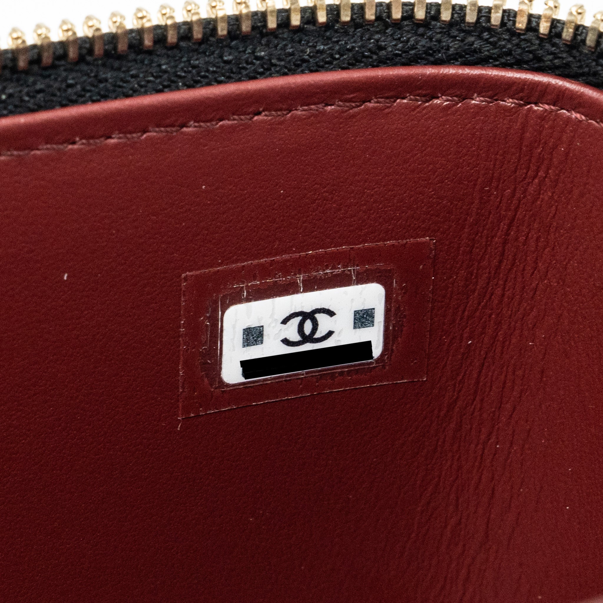 CHANEL 24C GOLD CRUSH LONG VANITY CASE SHINY CALFSKIN BLACK GHW (MICROCHIP)
