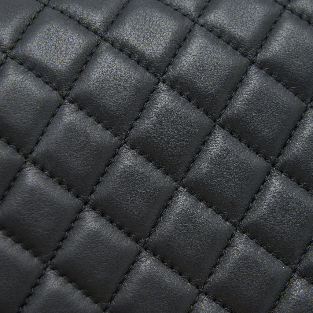 CHANEL MEDIUM BOY BLACK LAMBSKIN GHW
