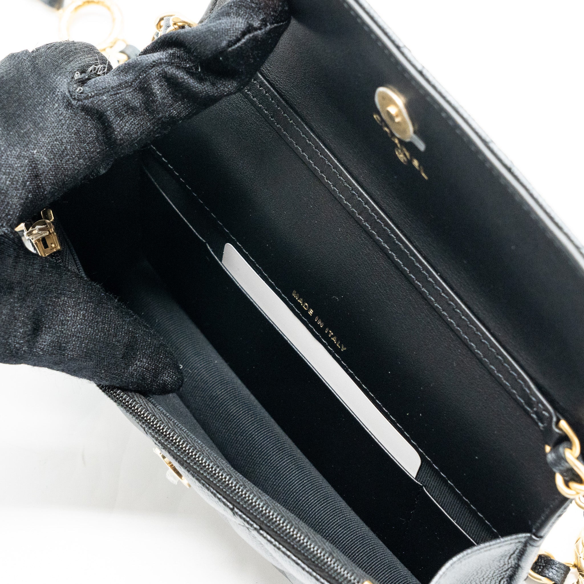 CHANEL MINI FLAP BAG WITH ADJUSTABLE CHAINS CAVIAR BLACK GHW(MICROCHIP)