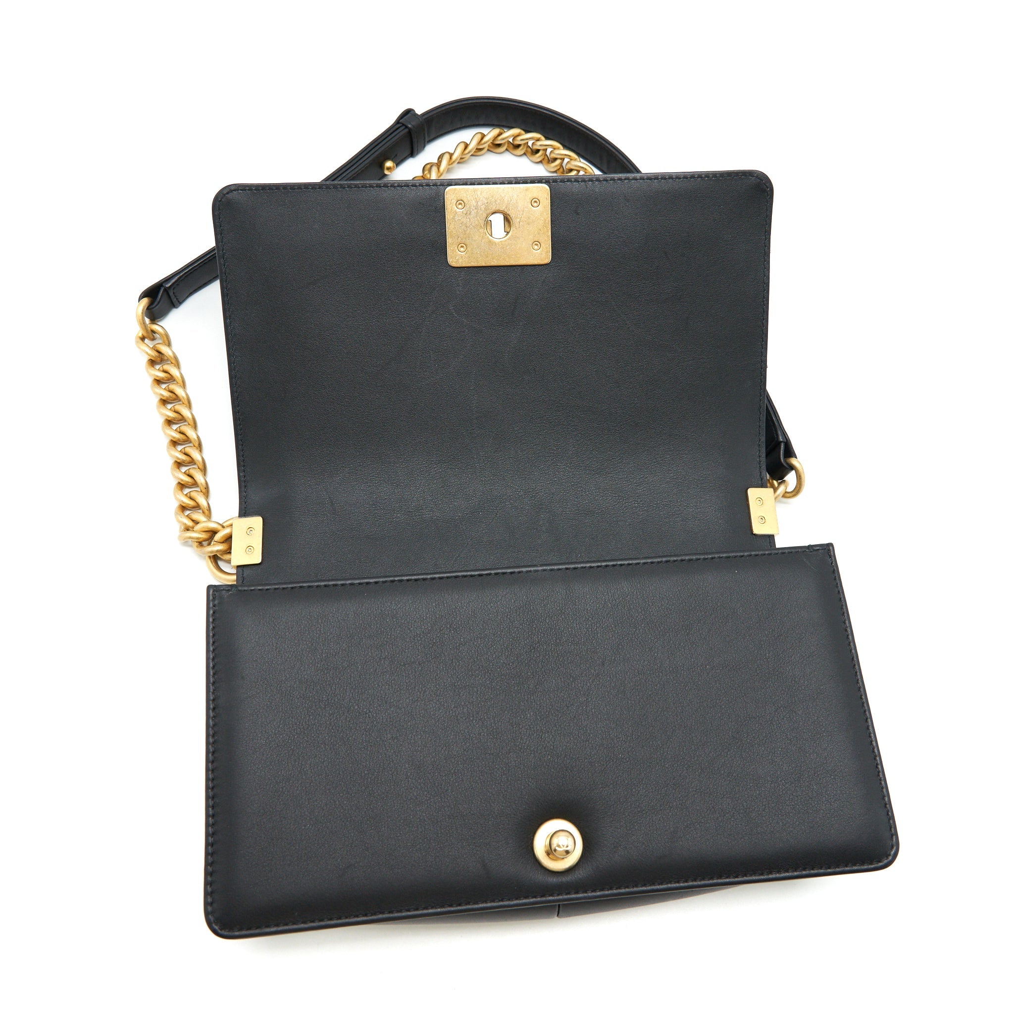 CHANEL MEDIUM BOY BLACK LAMBSKIN GHW
