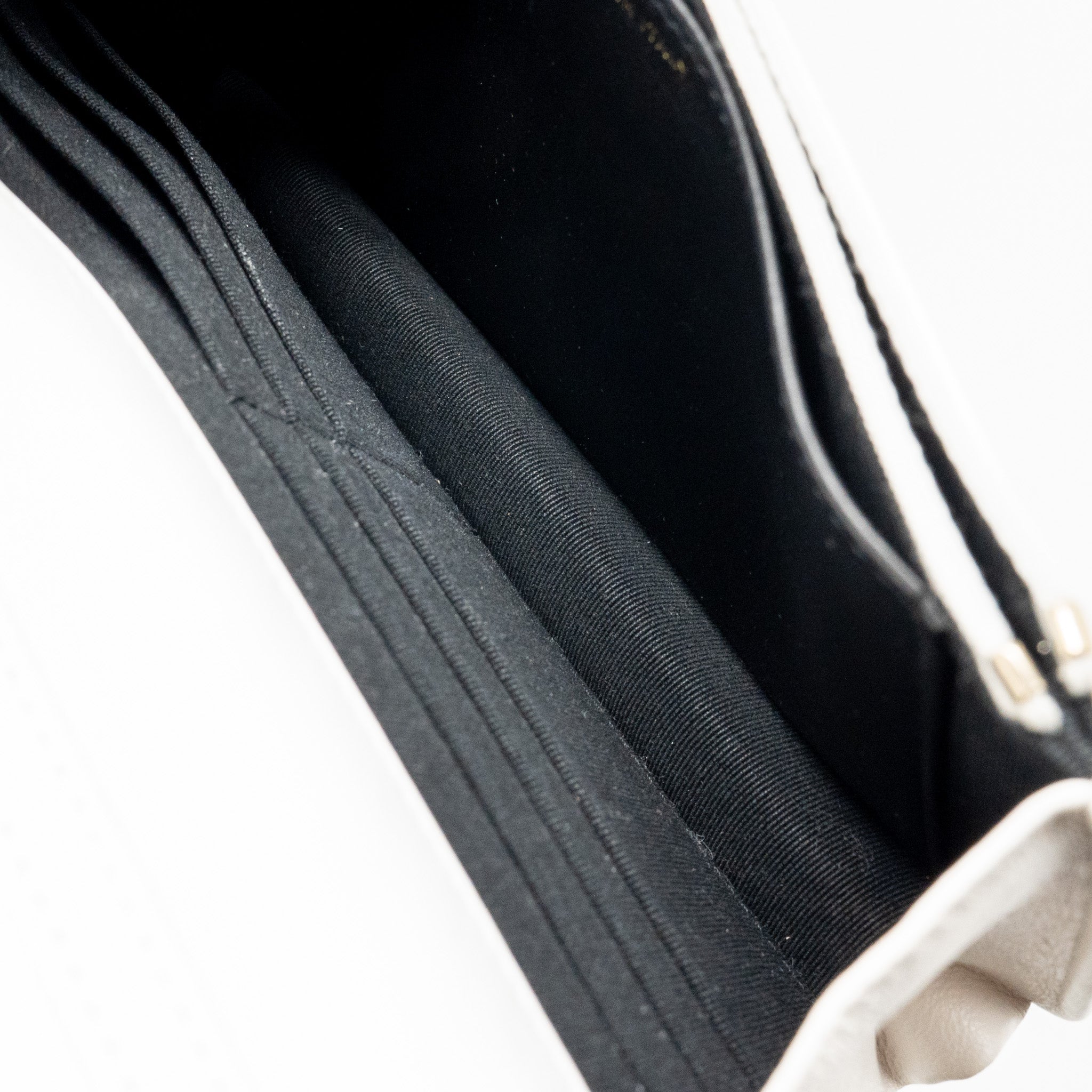 CHANEL GIANT CHAIN CLASSIC WALLET ON CHAIN LAMBSKIN WHITE MULTICOLOUR HARDWARE (MICROCHIP)