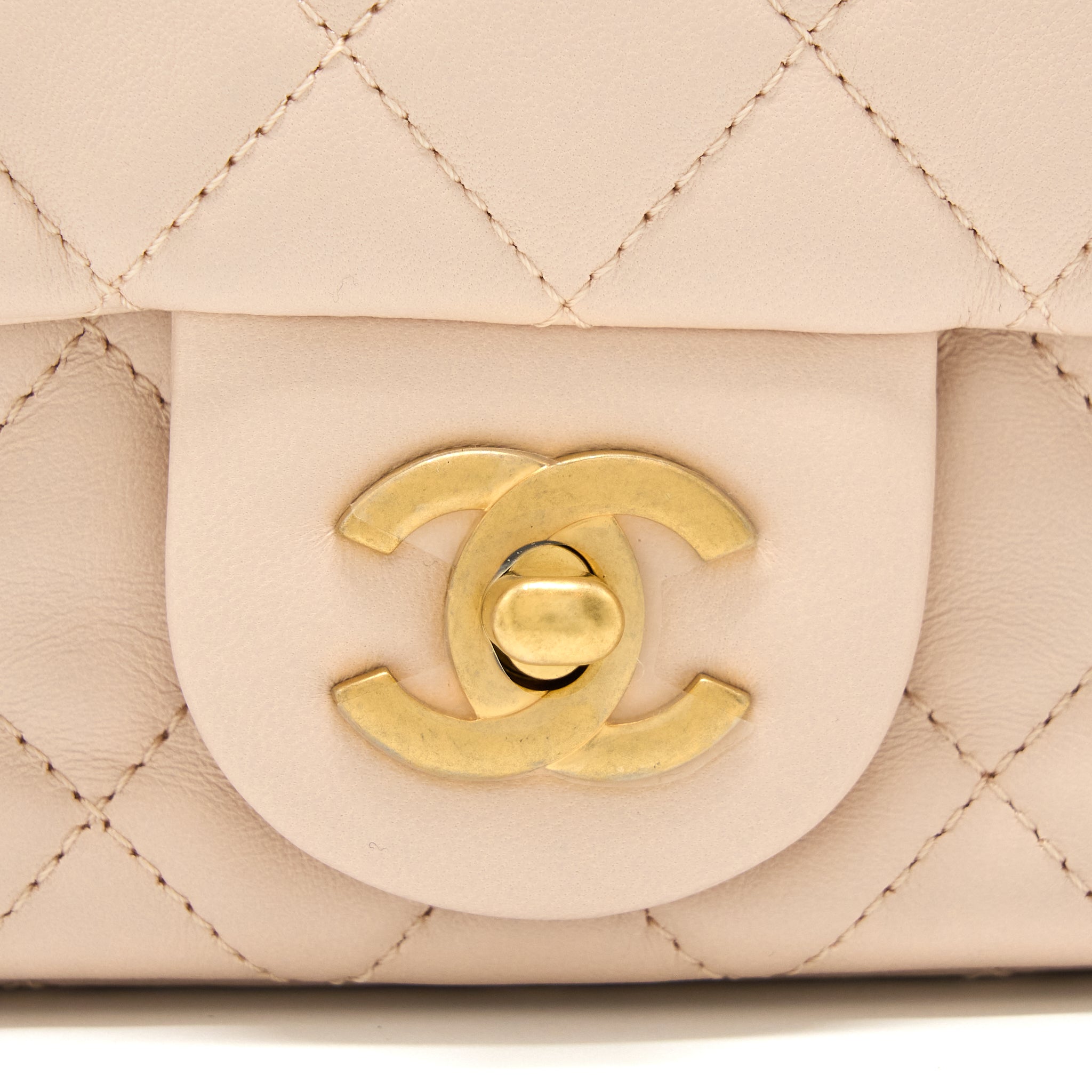 CHANEL 22C PEARL CRUSH MINI SQUARE FLAP BAG LAMBSKIN LIGHT BEIGE GHW