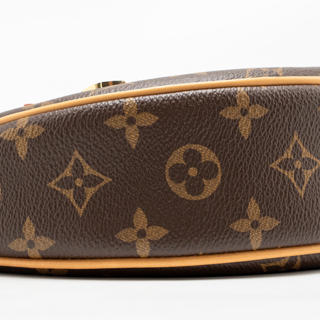 LOUIS VUITTON LOOP BAG MONOGRAM CANVAS GHW