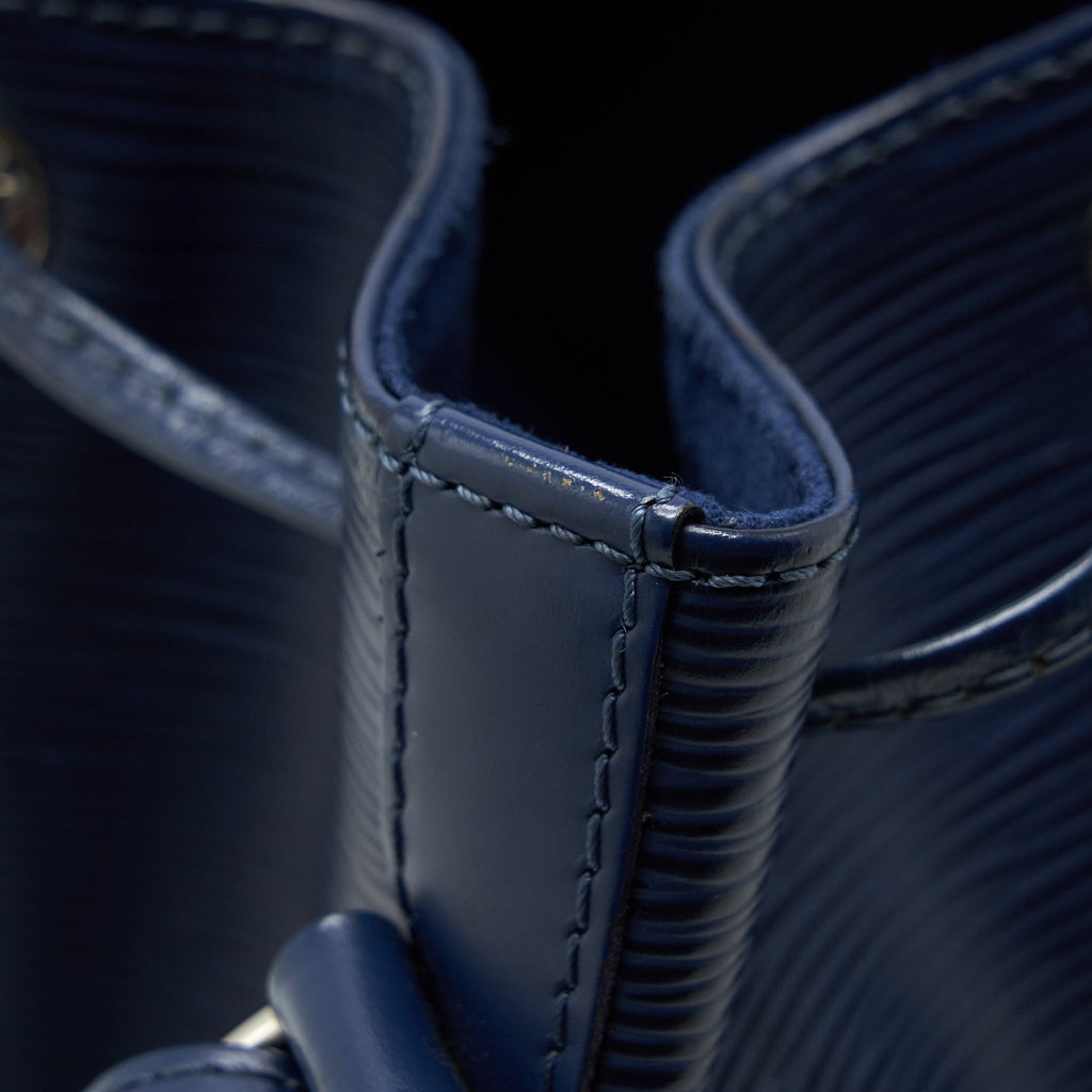 LOUIS VUITTON NOE BUCKET BAG EPI LEATHER NAVY SHW