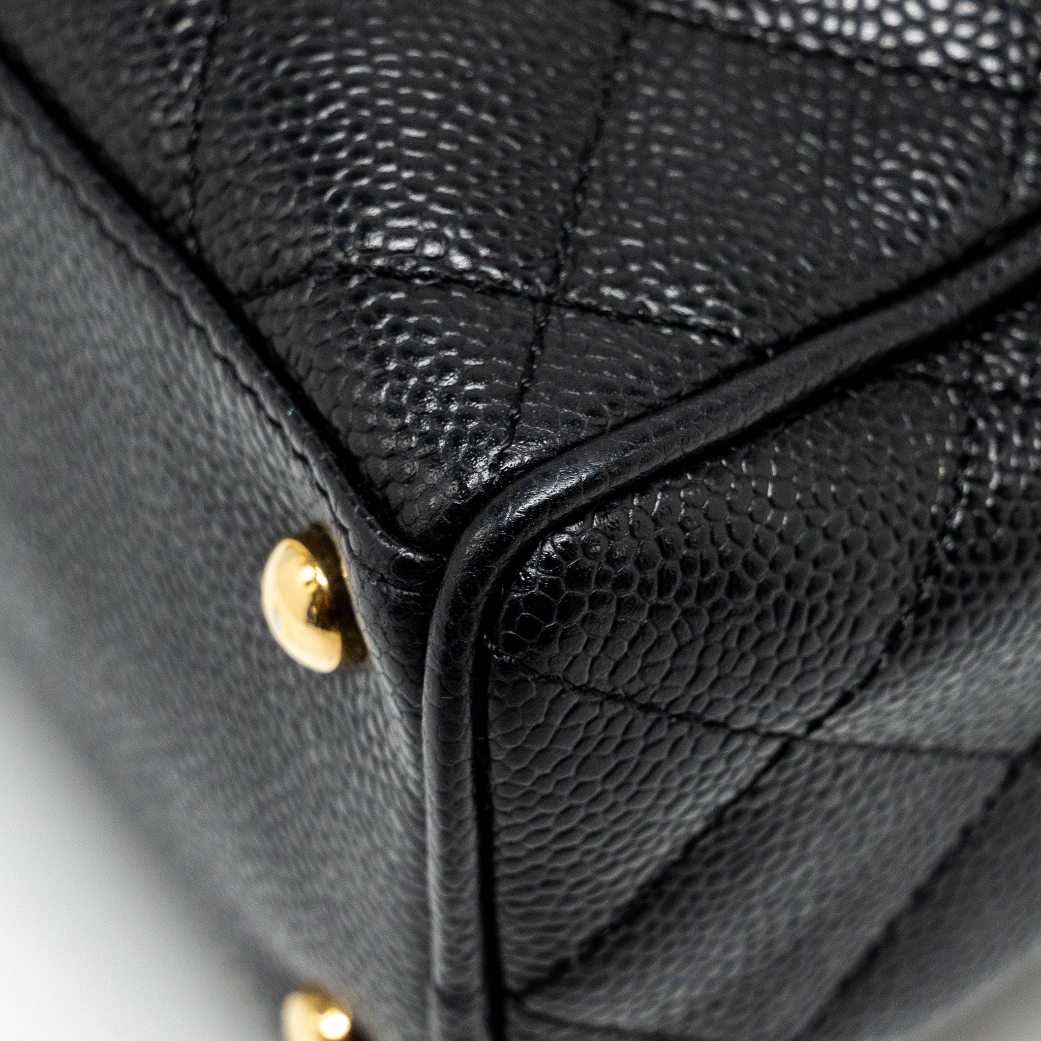 CHANEL VINTAGE QUILTED CC LOGO BOWLING BAG CAVIAR BLACK GHW
