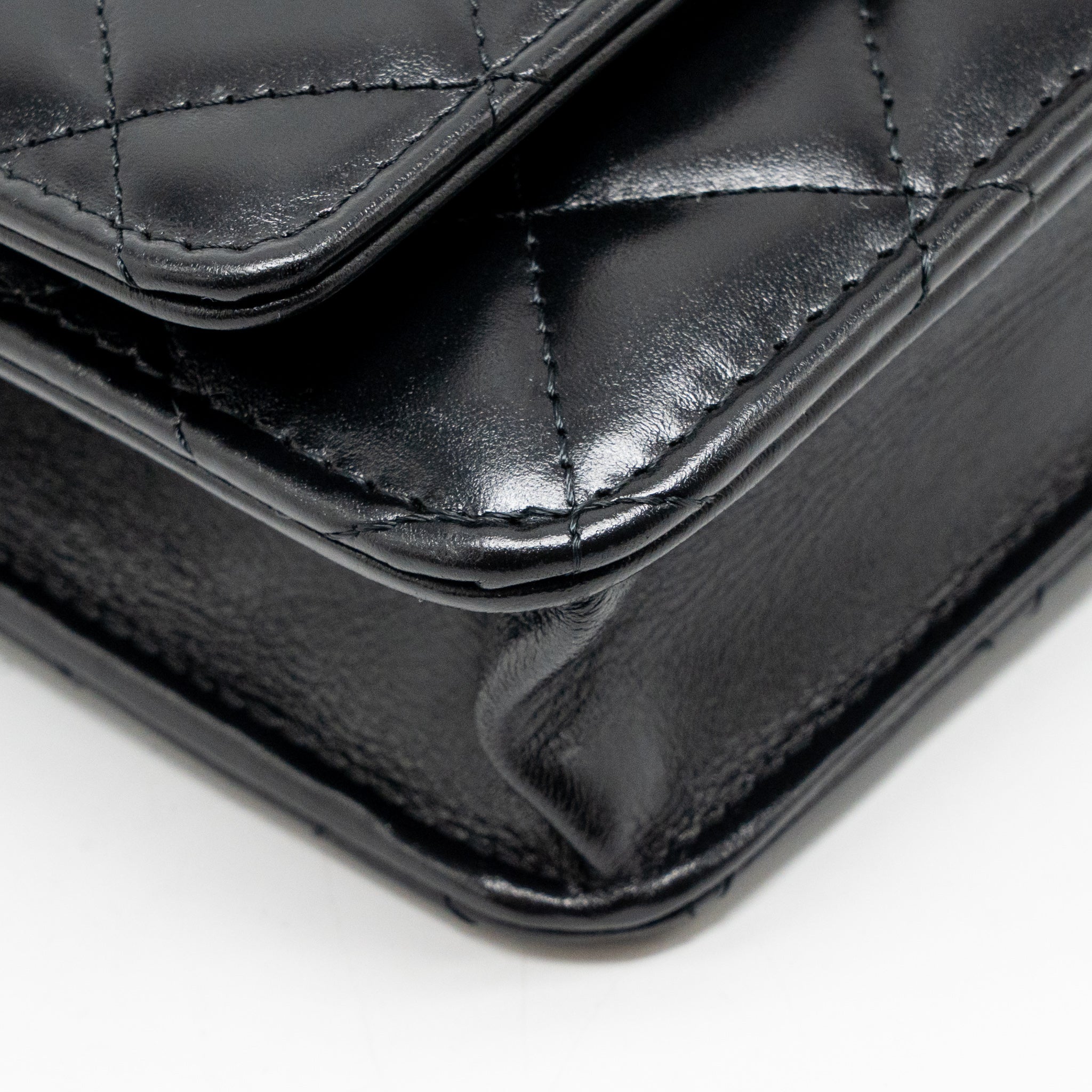 CHANEL GOLD CRUSH WALLET ON CHAIN CALFSKIN BLACK GHW (MICROCHIP)