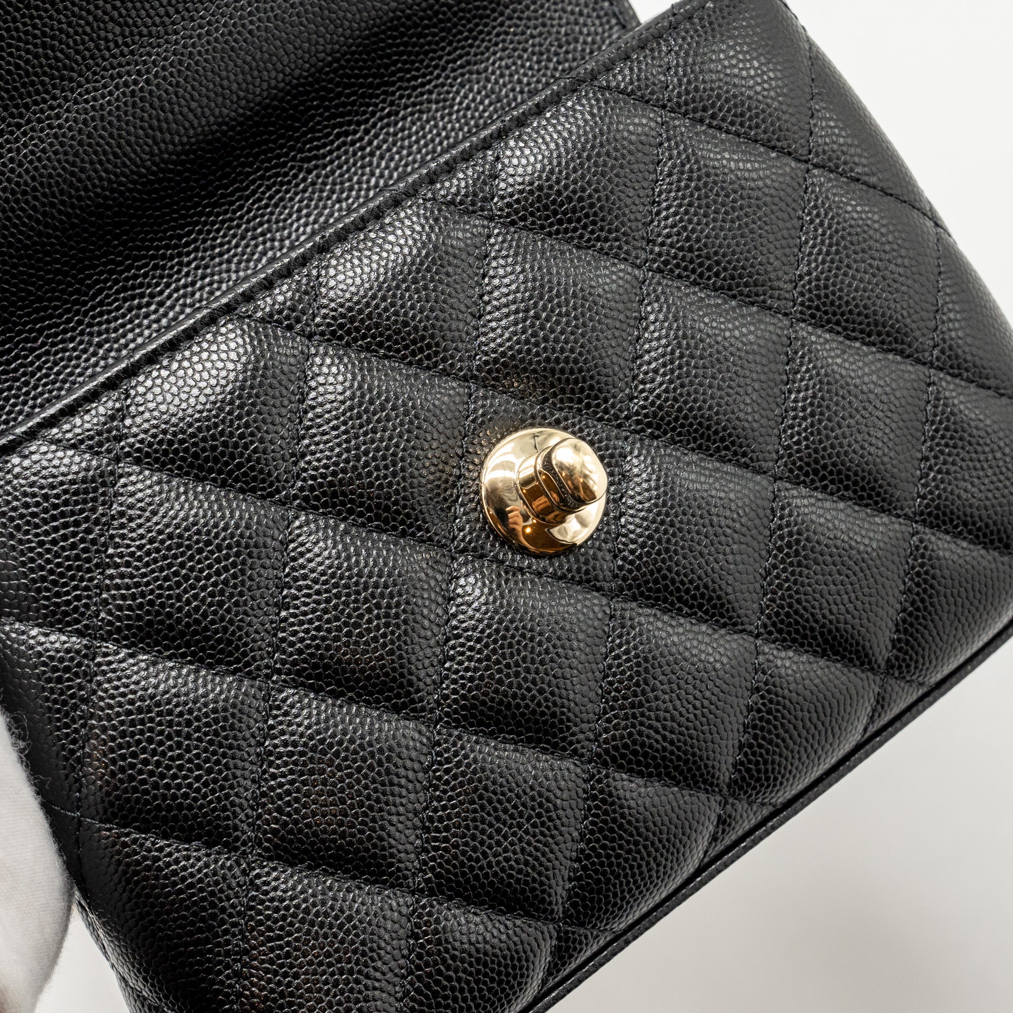 CHANEL COCO HANDLE CLUTCH WITH CHAIN CAVIAR BLACK LGHW (MICROCHIP)