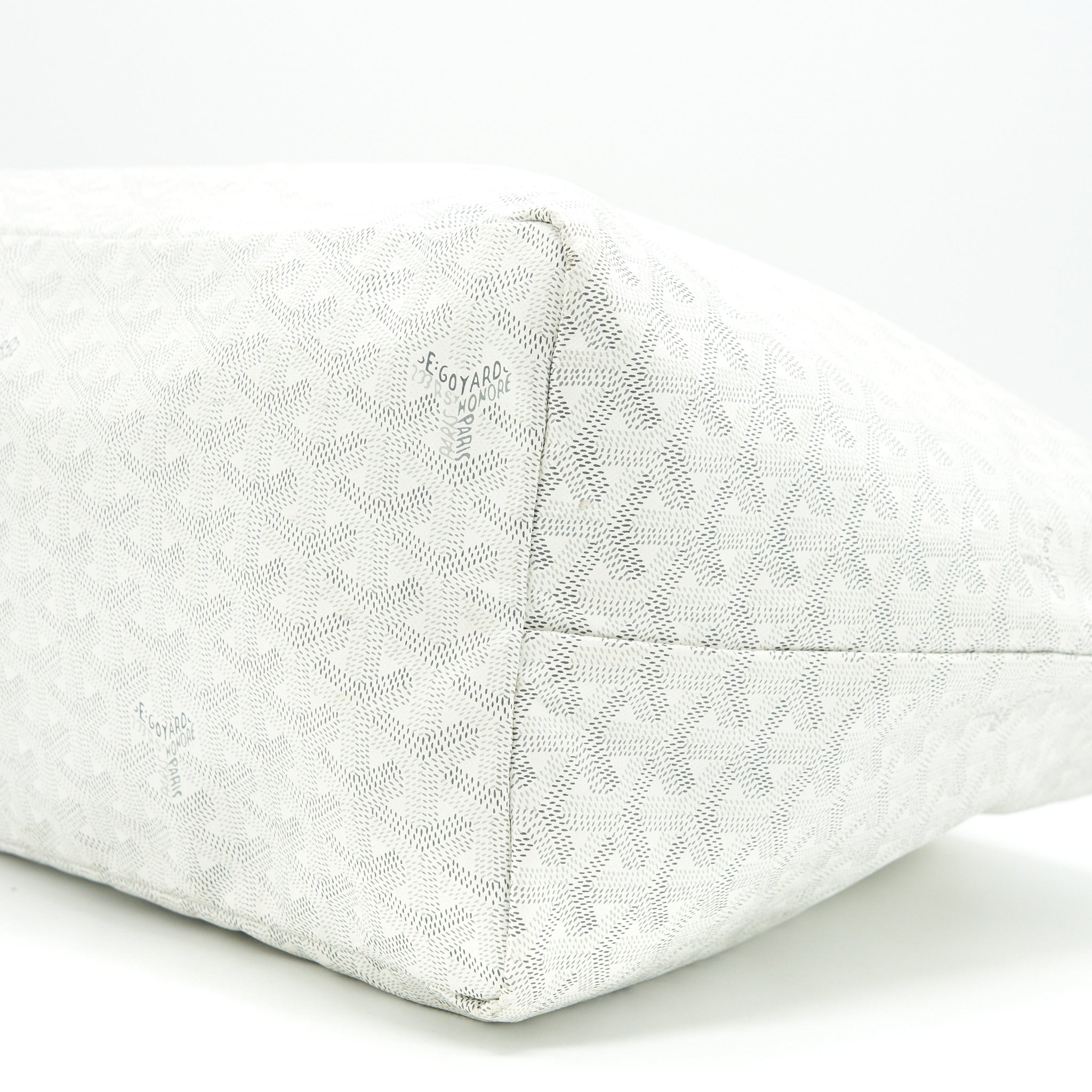 GOYARD SAINT LOUIS TOTE GM WHITE