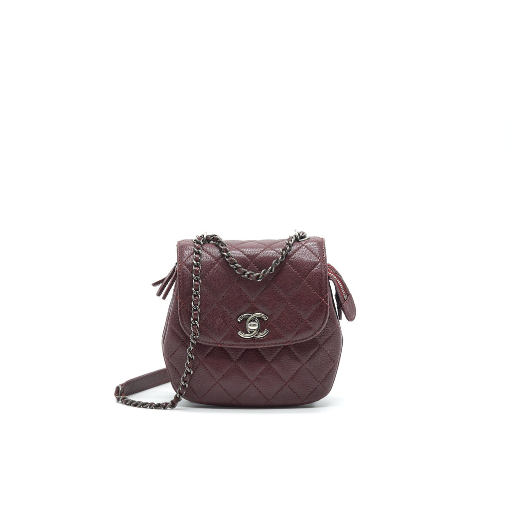 CHANEL SMALL FLAP BAG WITH CHAIN BURGUNDY SHW