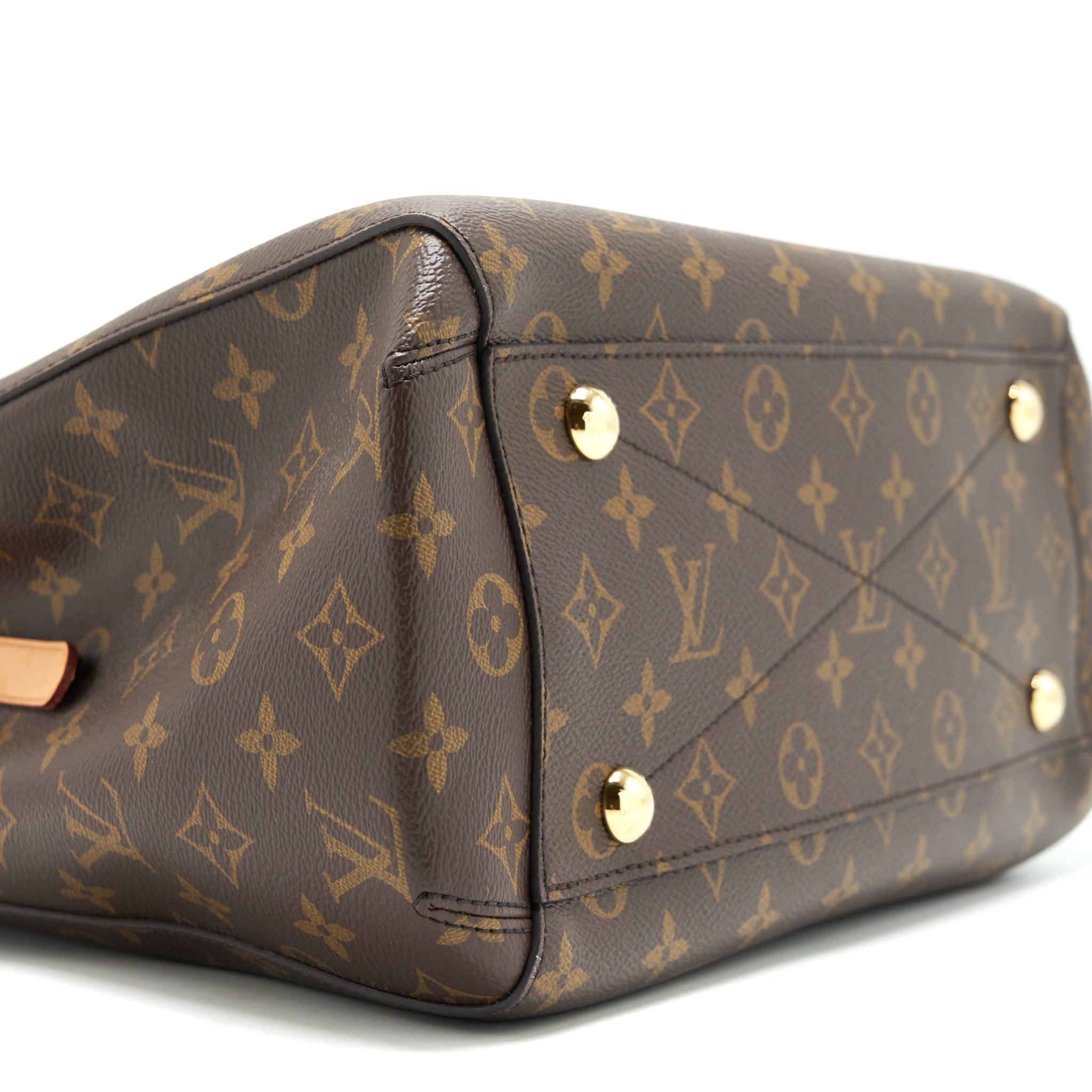 LOUIS VUITTON MONTAIGNE BAG MM MONOGRAM