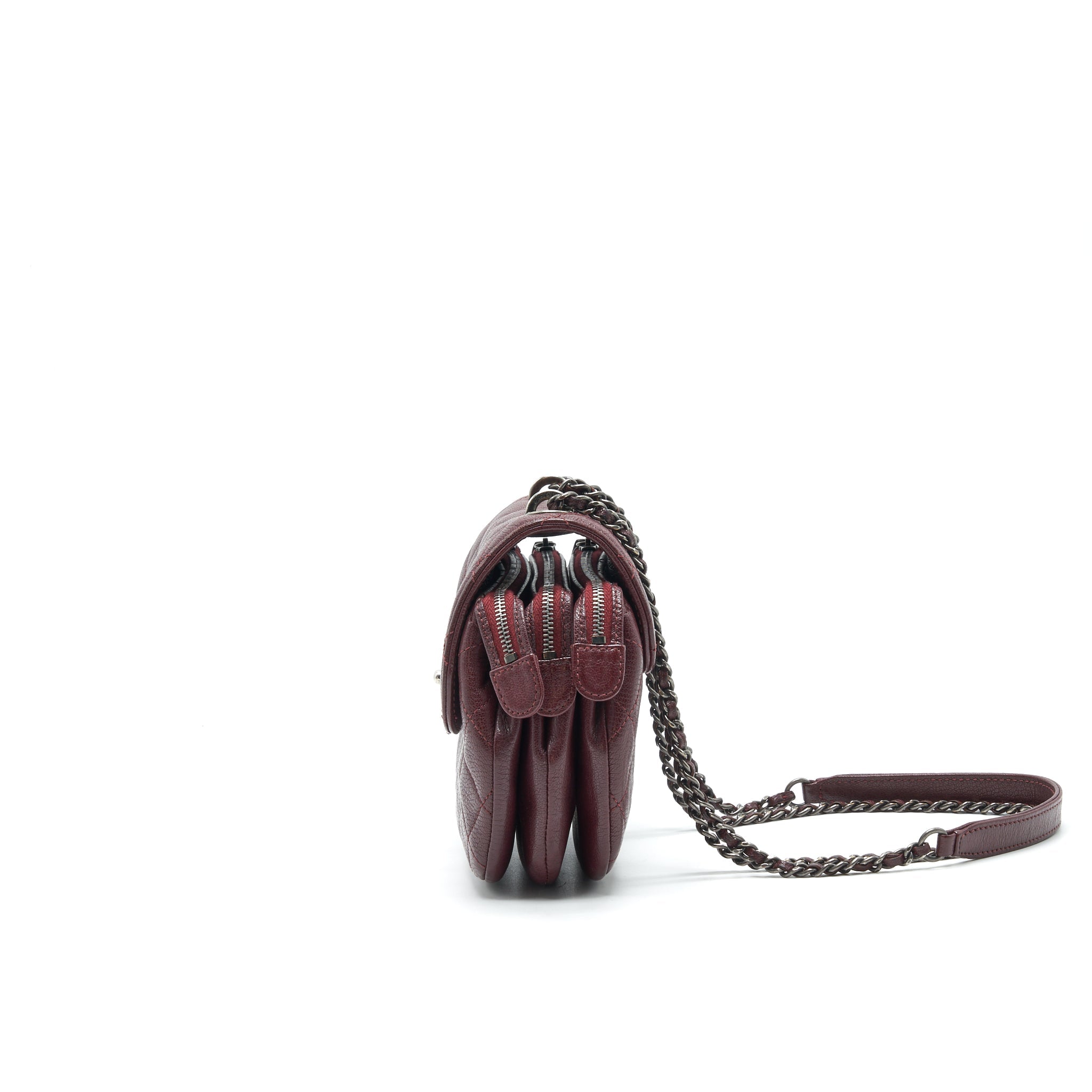 CHANEL SMALL FLAP BAG WITH CHAIN BURGUNDY SHW