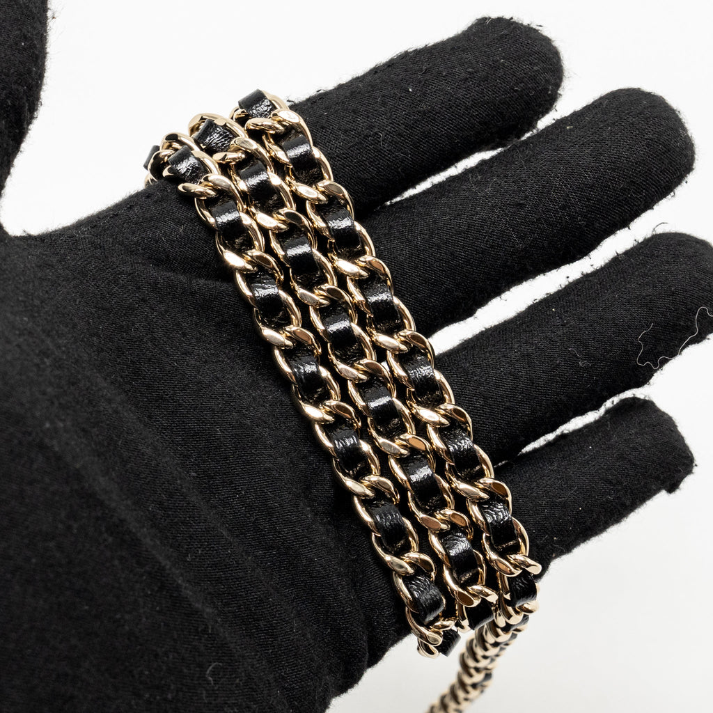 CHANEL MINI 31 CLUTCH WITH CHAIN SHINY LAMBSKIN BLACK LGHW (MICROCHIP)