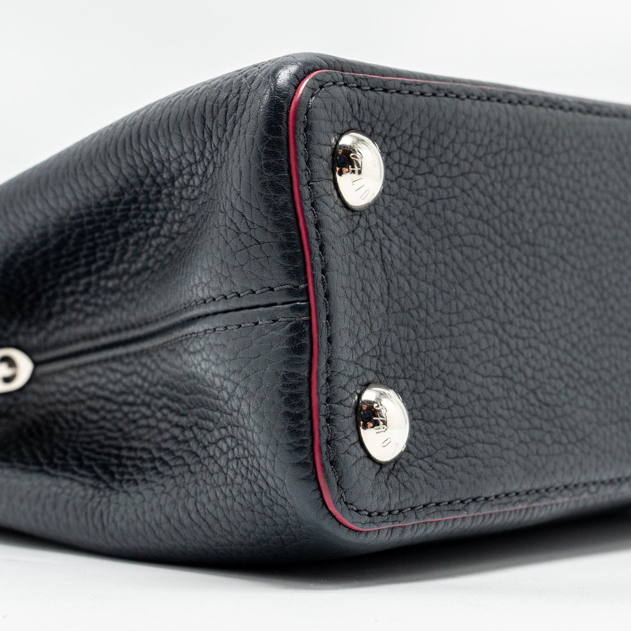 LOUIS VUITTON CAPUCINES BB TAURILLON NAVY SHW