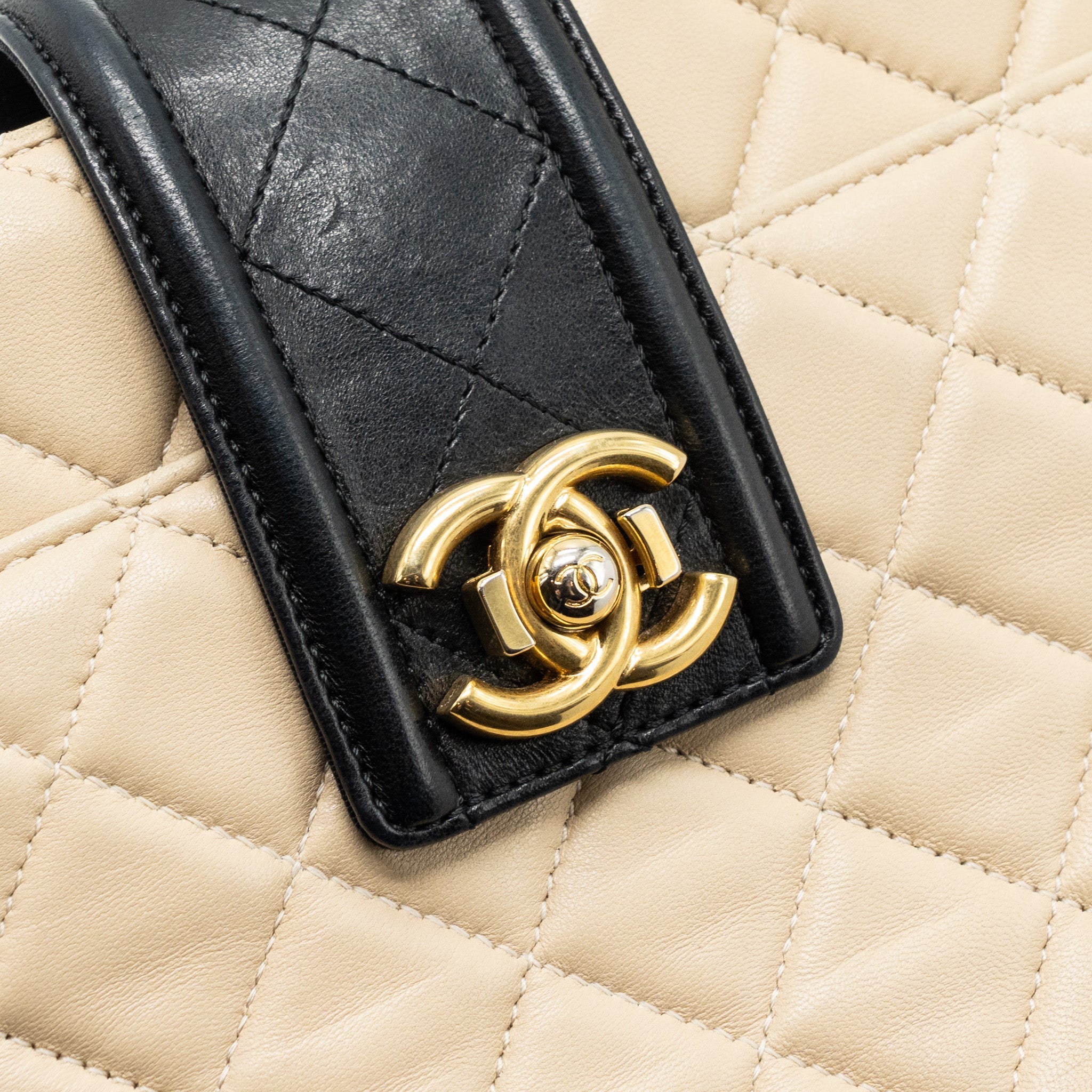 CHANEL QUILTED SMALL SHOPPING TOTE BAG LAMBSKIN BEIGE / BLACK GHW