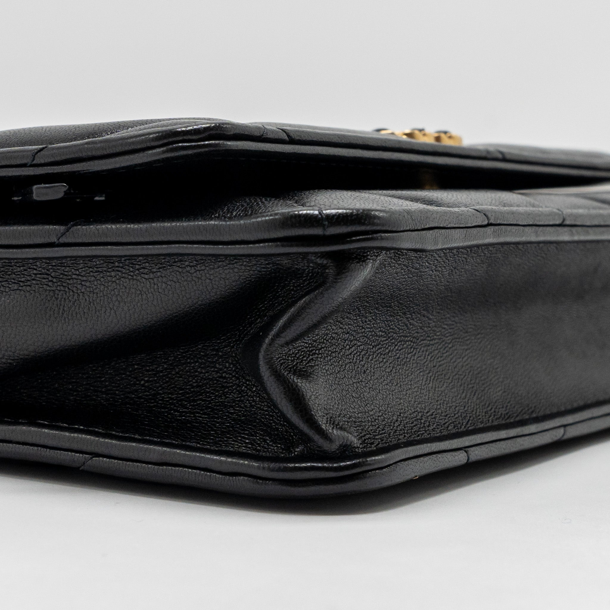 CHANEL 19 WALLET ON CHAIN LAMBSKIN BLACK MULTICOLOUR HARDWARE