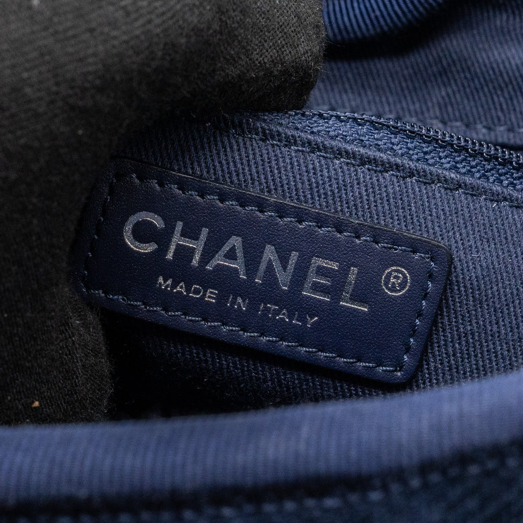 CHANEL SMALL DEAUVILLE TOTE BAG CANVAS NAVY SHW (MICROCHIP)