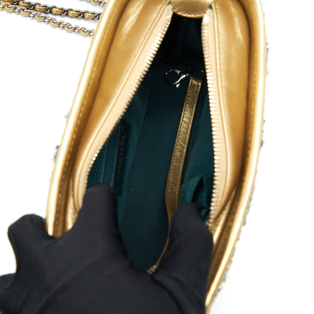 CHANEL SMALL GABRIELLE HOBO BAG TWEED GOLD/MULTICOLOUR