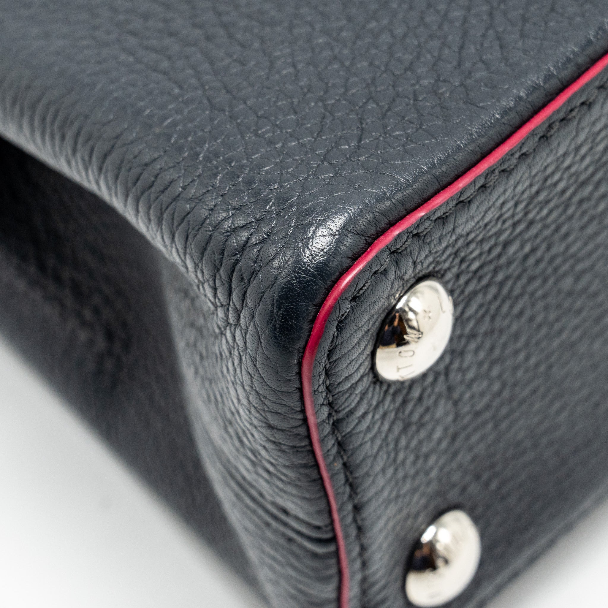 LOUIS VUITTON CAPUCINES BB TAURILLON NAVY SHW