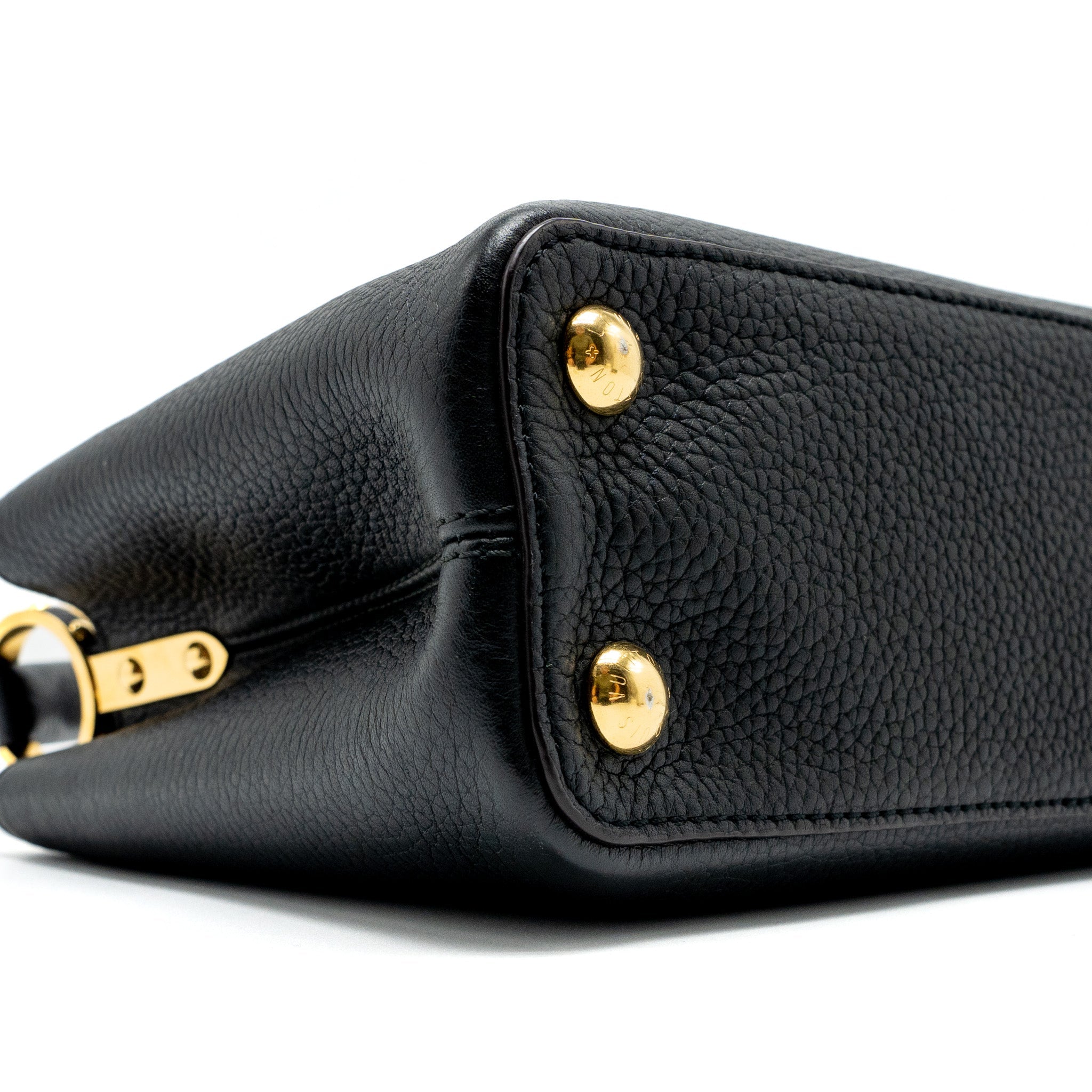 LOUIS VUITTON CAPUCINES BB TAURILLON BLACK GHW