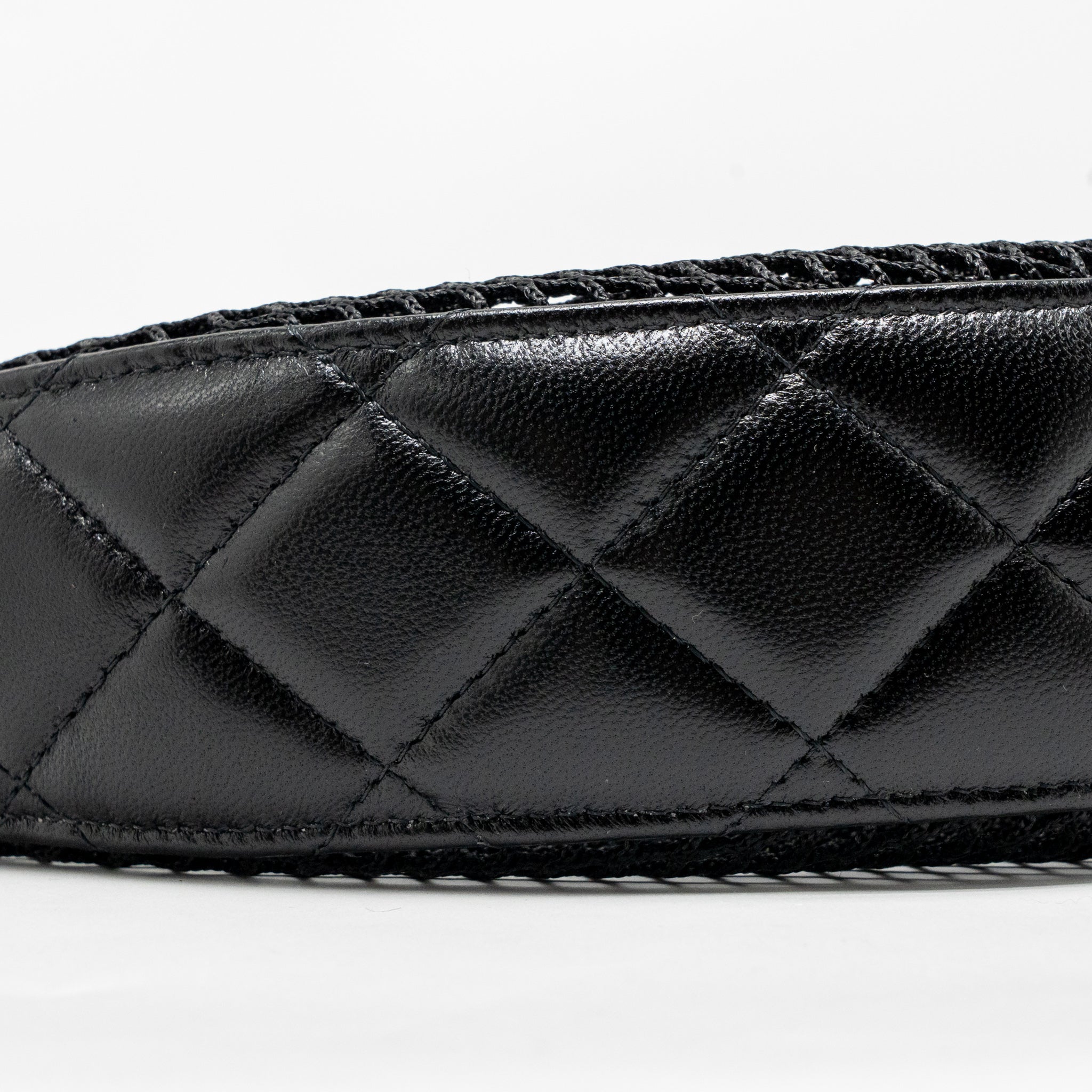 CHANEL 25S HALF MOON CLUTCH WITH CHAIN MESH/LAMBSKIN BLACK LGHW (MICROCHIP)