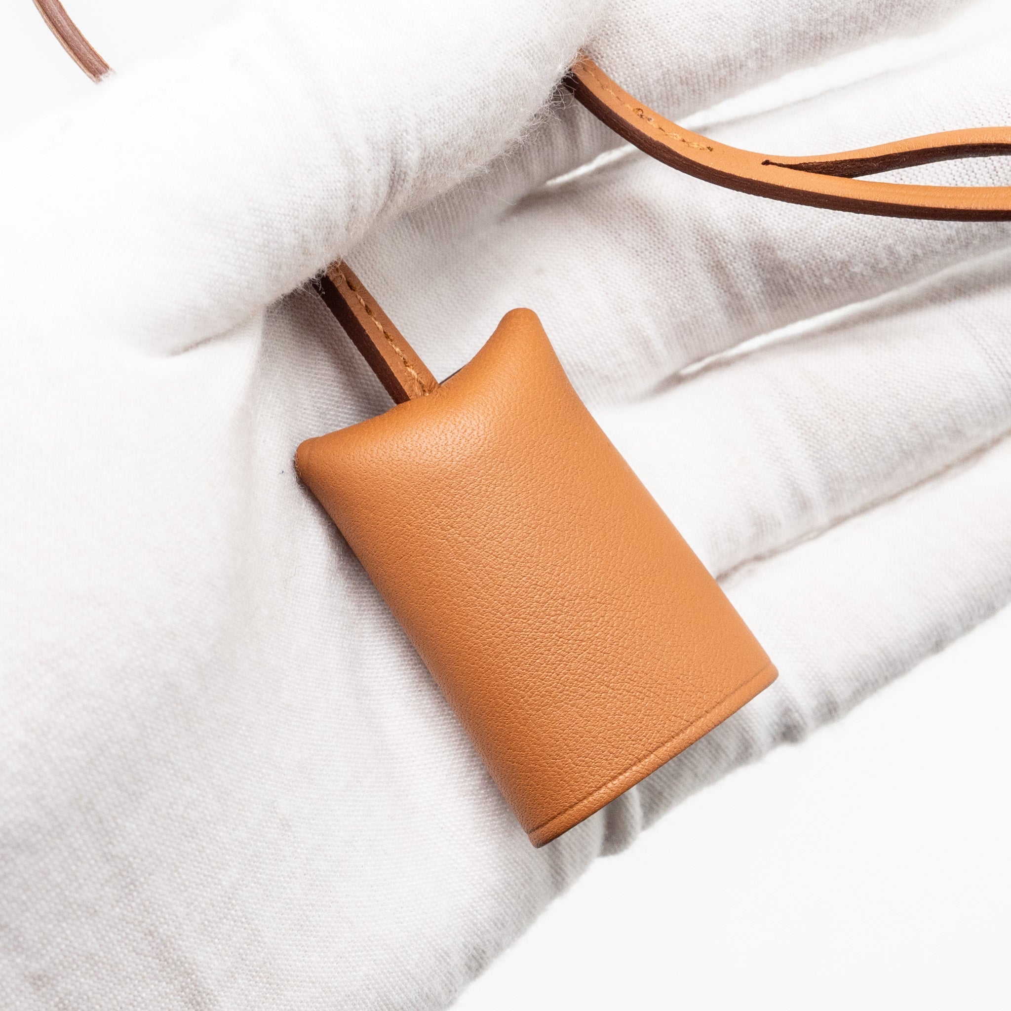 HERMES EMILE 30 BAG TOGO/SWIFT GOLD GHW